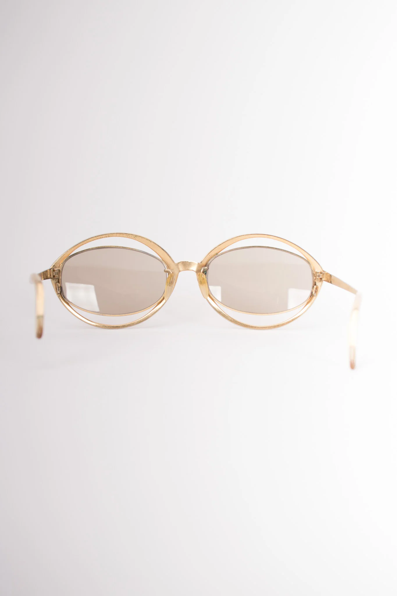 Orbit Oval Cutout Sunglasses - Image 4