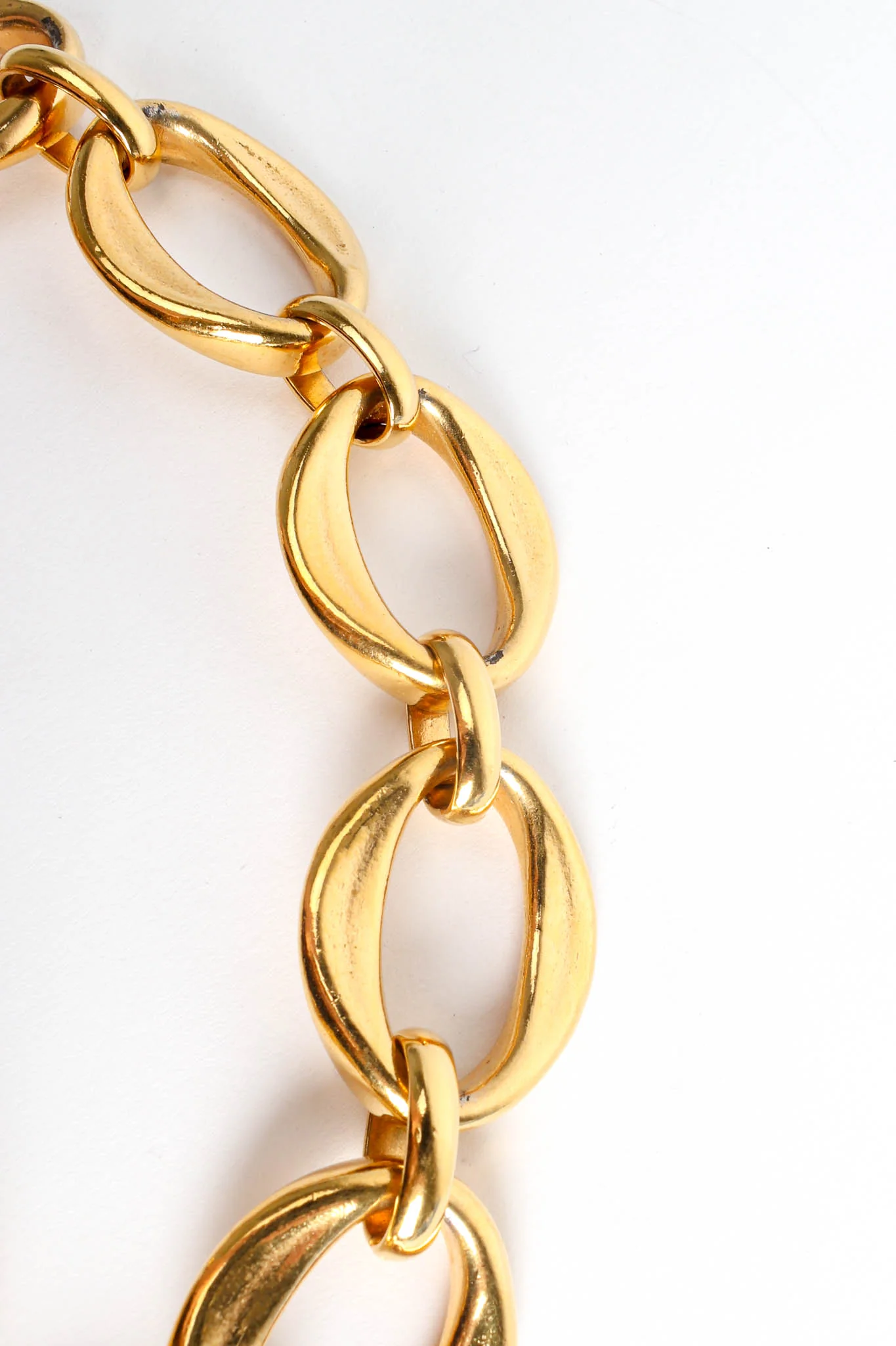 Oval Wide Link Choker Necklace - Image 4