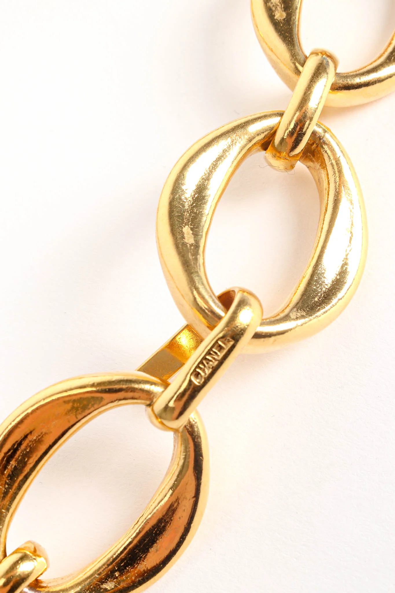 Oval Wide Link Choker Necklace - Image 6