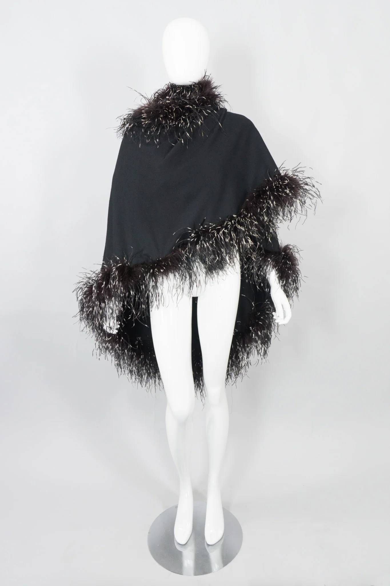 Oversized Ostrich Feather Shawl - Image 2