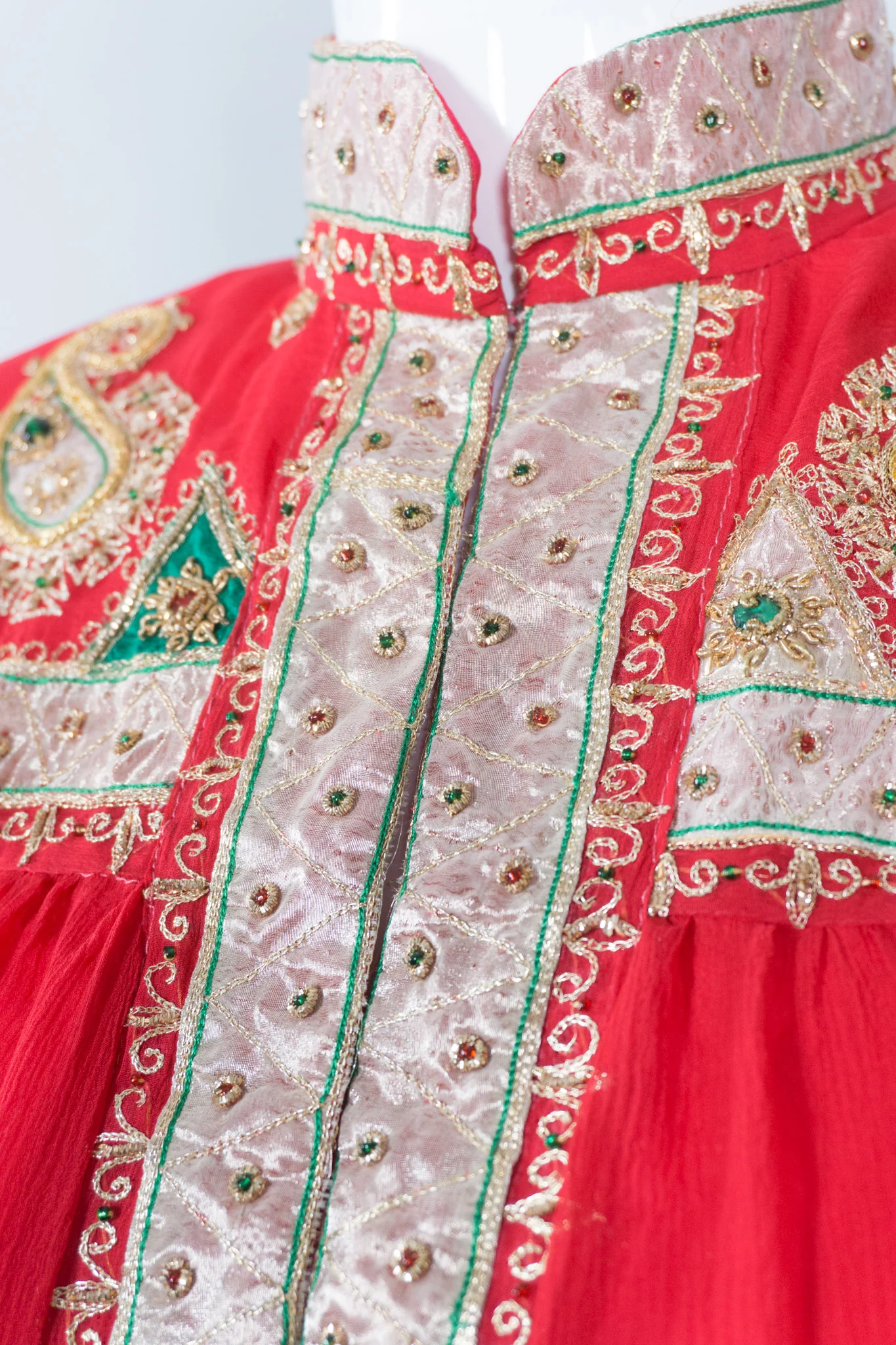 Paisley Embellished Kaftan - Image 7