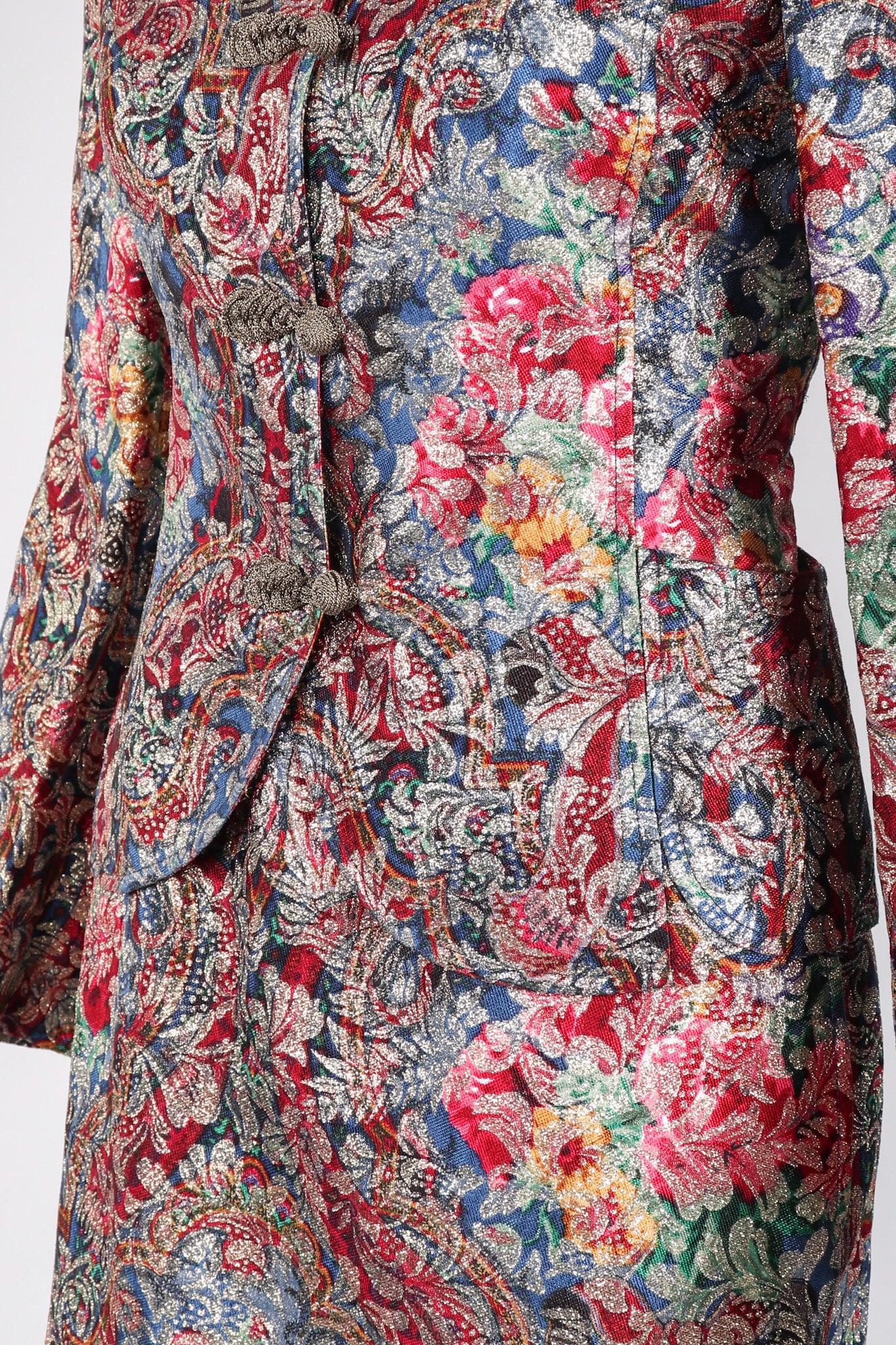 Parallèle Brocade Mandarin Jacket & Skirt Set - Image 9