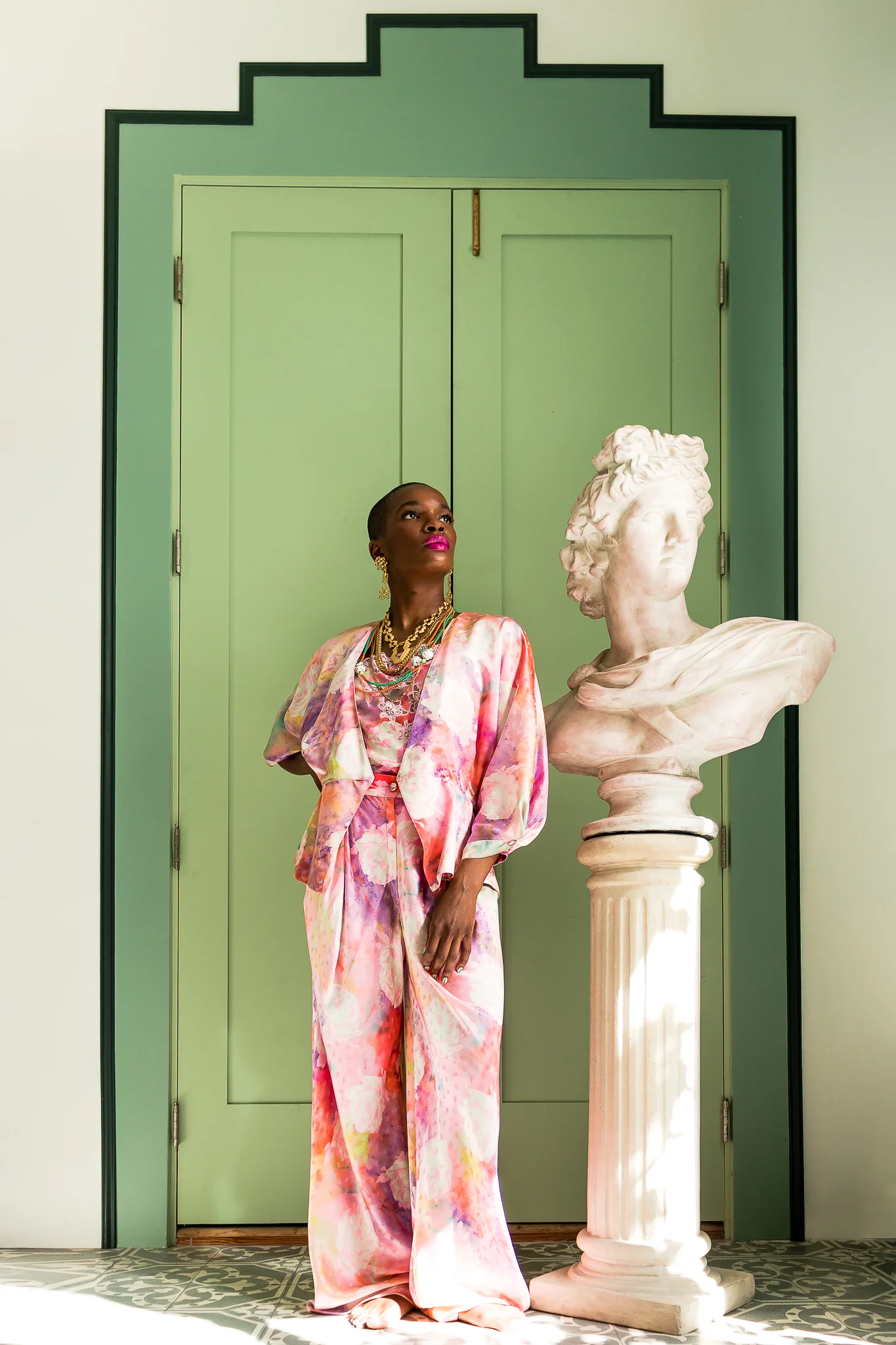 Parallèle Floral Silk Three-Piece Leisure Set - Image 25