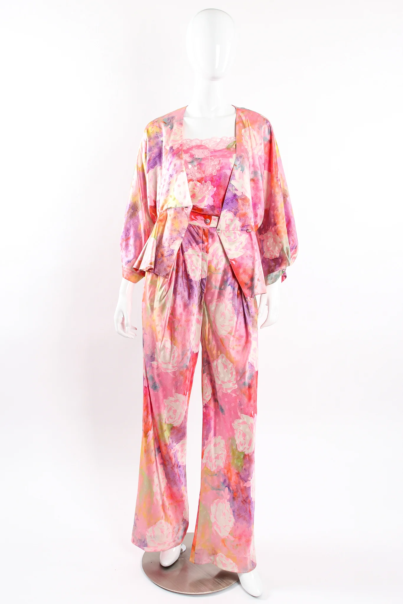 Parallèle Floral Silk Three-Piece Leisure Set - Image 5