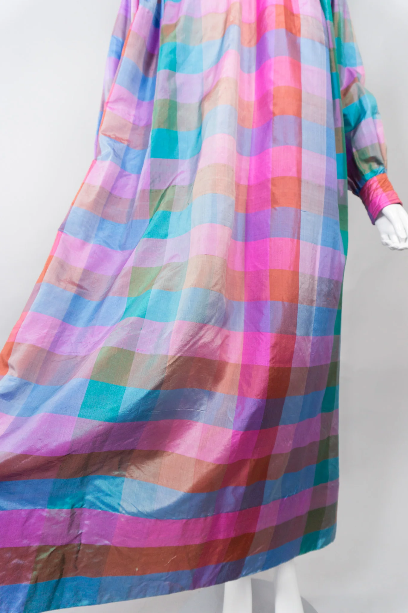 Iridescent Check Silk Kaftan - Image 14