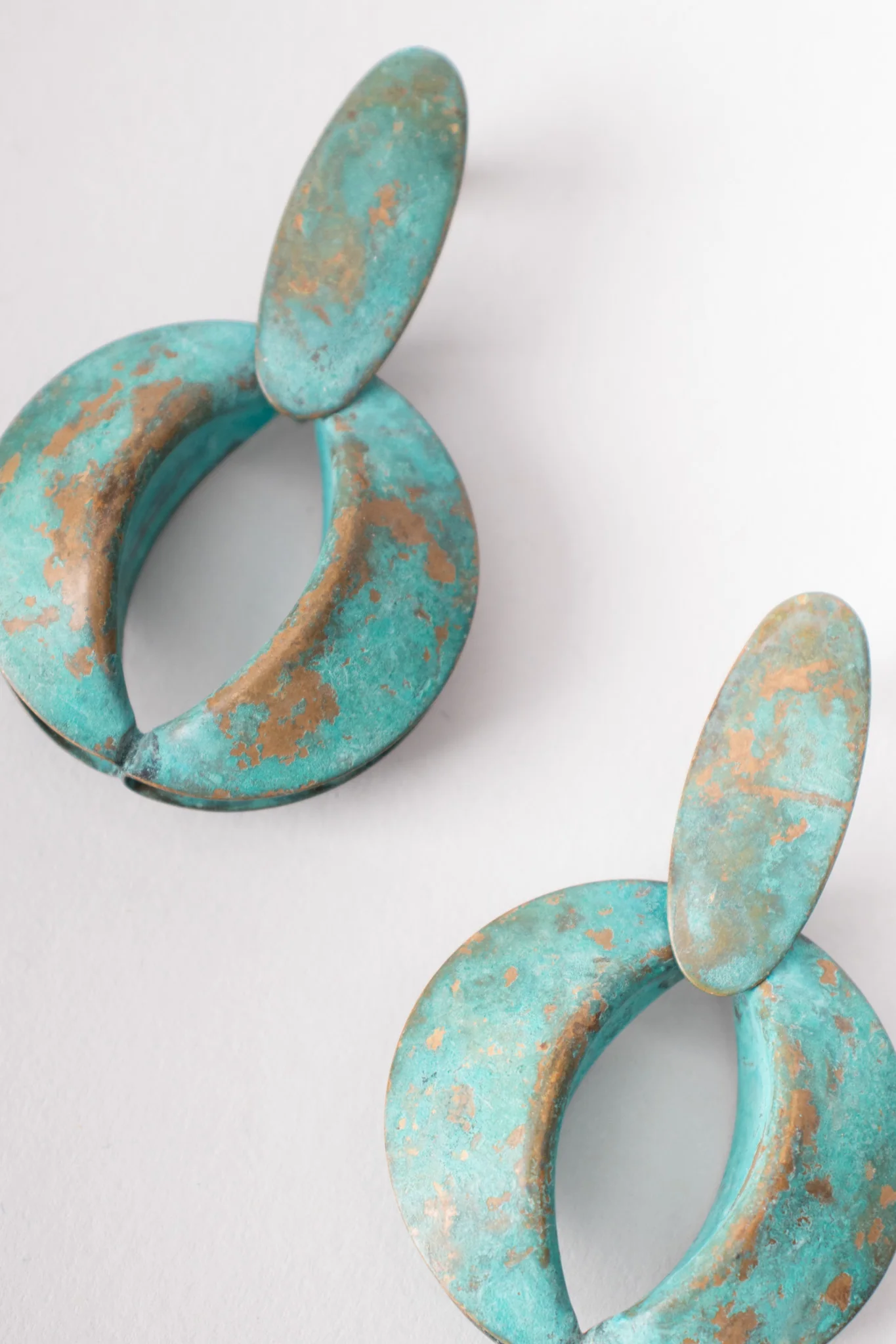 Patina Oval Link Necklace & Earring Set - Image 17