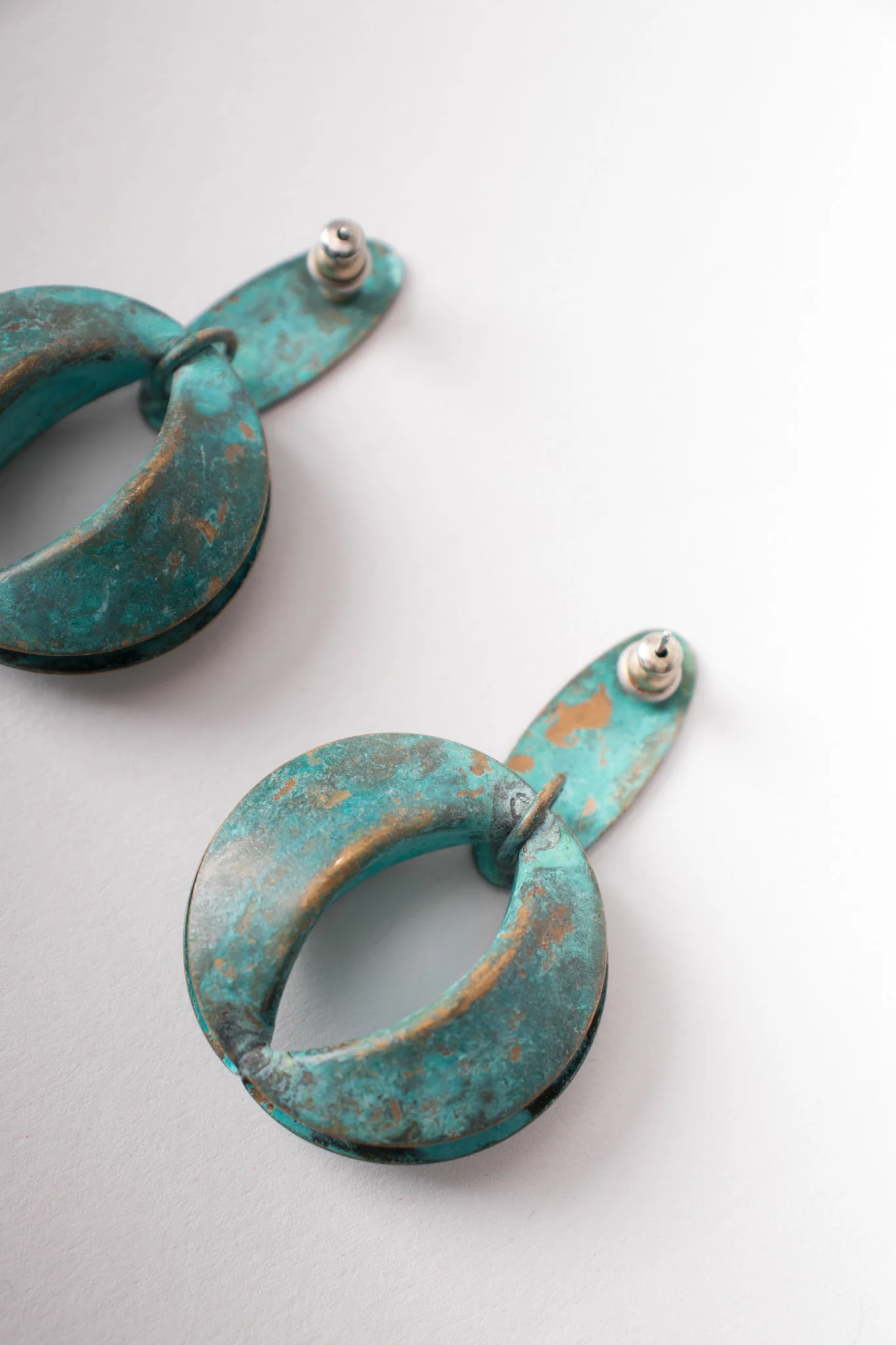 Patina Oval Link Necklace & Earring Set - Image 18