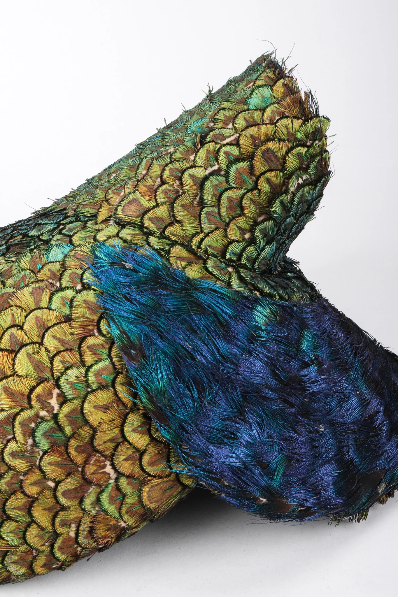 Peacock Swirl Capulet Hat - Image 14