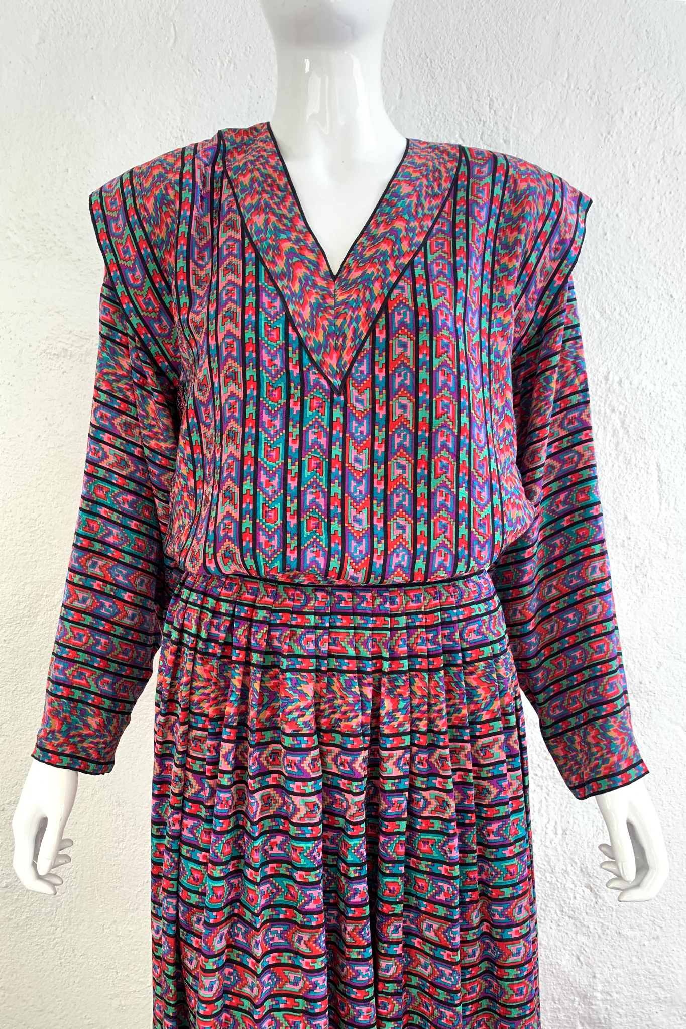 Printed Stripe Blouse & Skirt Set - Image 4