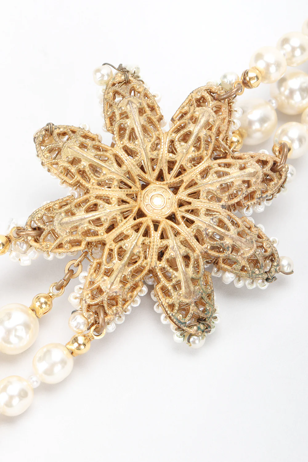 Pearl Flower Choker Necklace - Image 10
