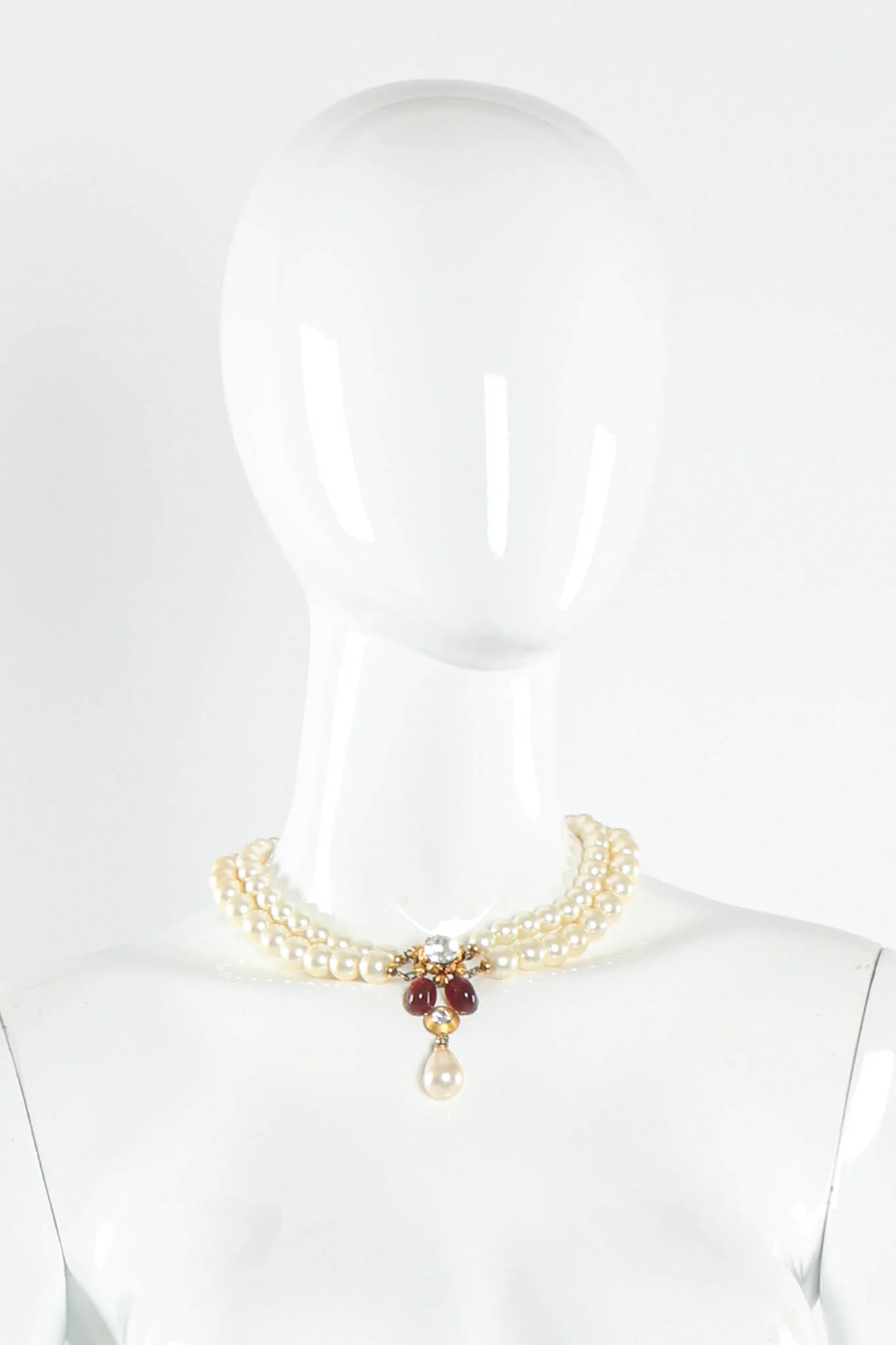 Pearl Flower Pendant Necklace - Image 2