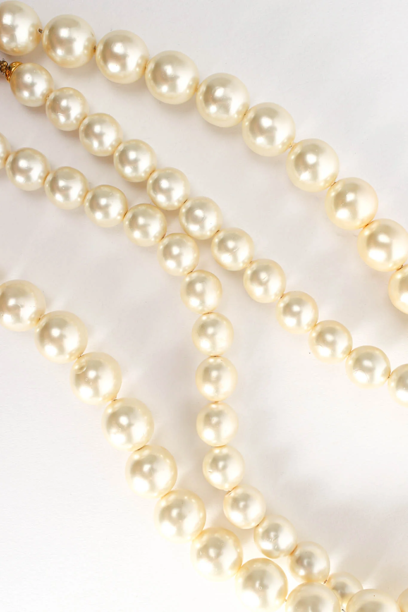 Pearl Flower Pendant Necklace - Image 6