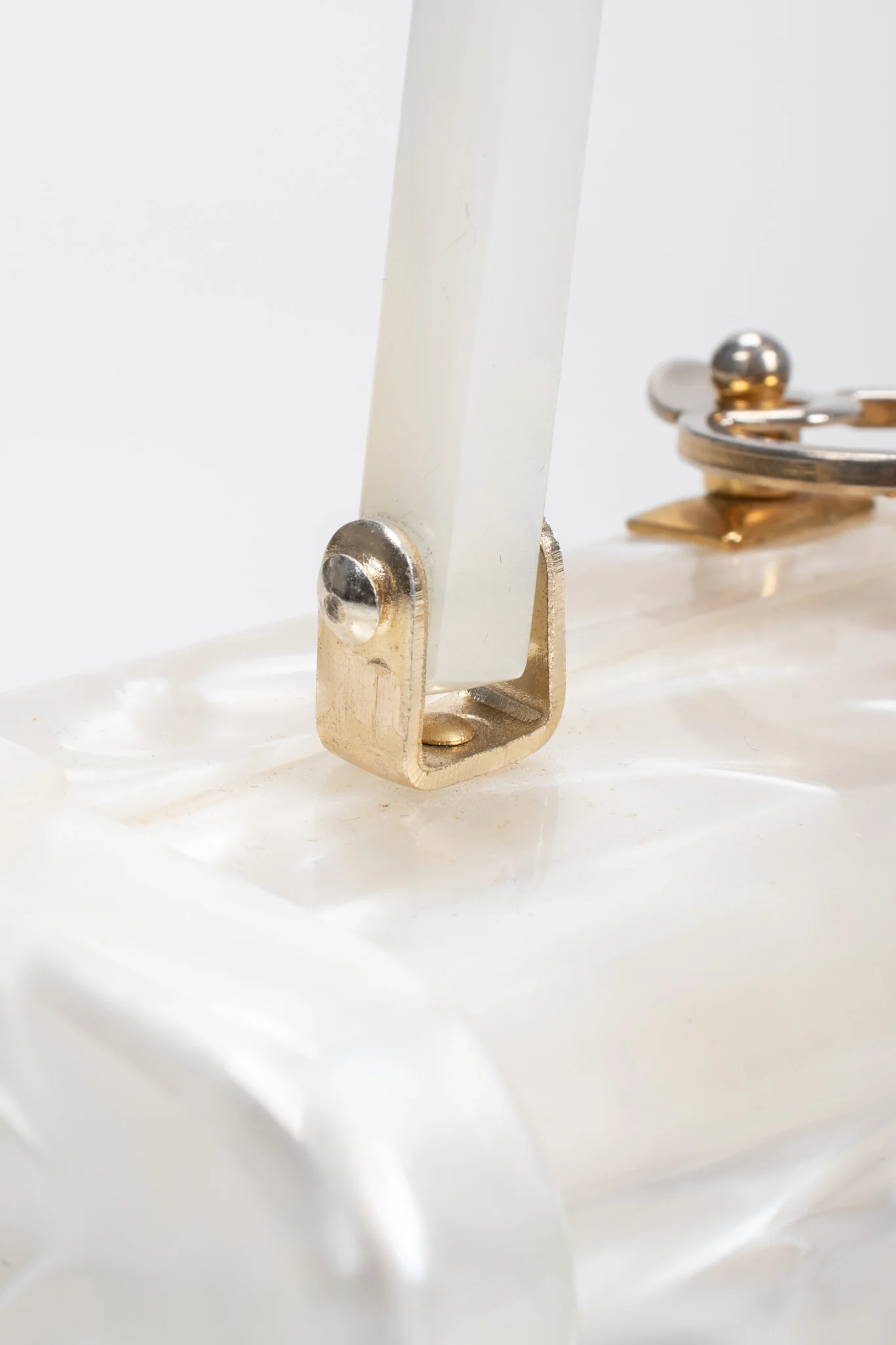Pearl Swirl Lucite Box Bag - Image 9