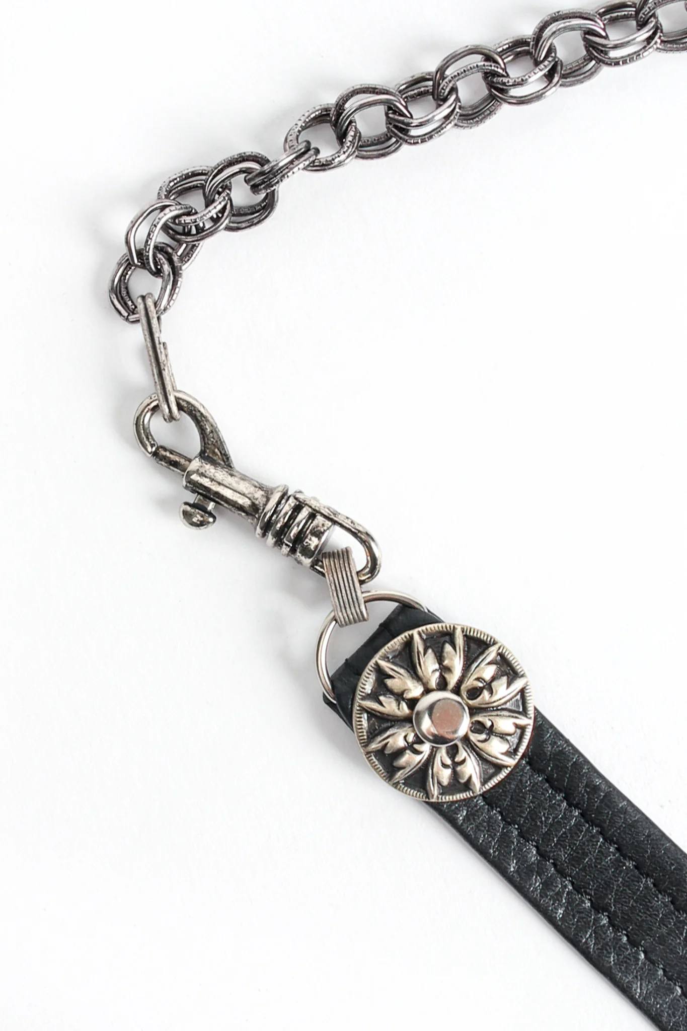 Pewter Ring Mesh Leather Hip Flap Belt - Image 11