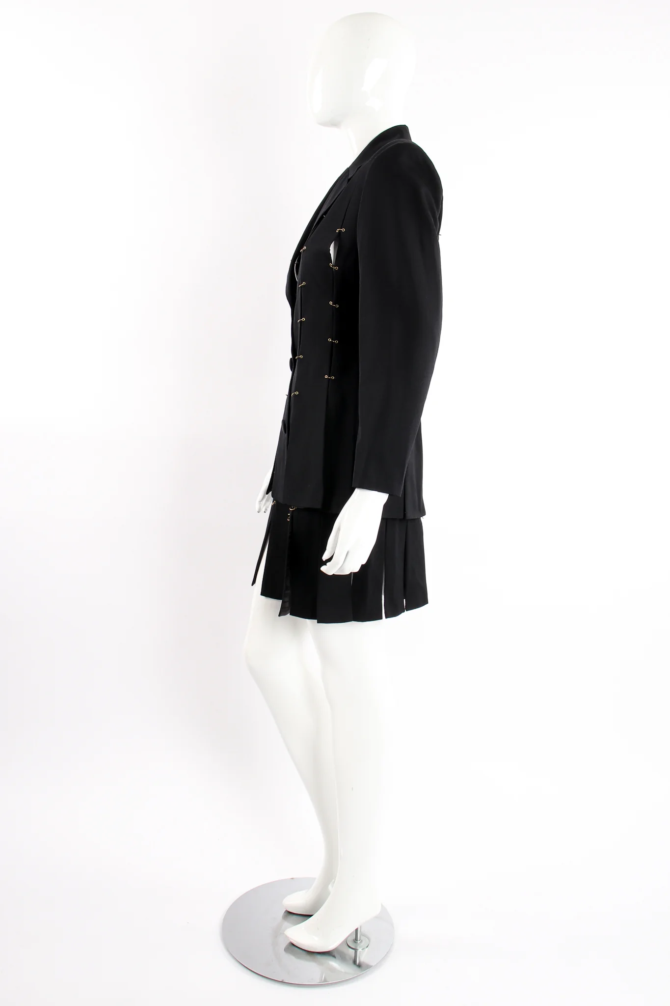 Pierced Ring Carwash Skirt Suit - Image 14