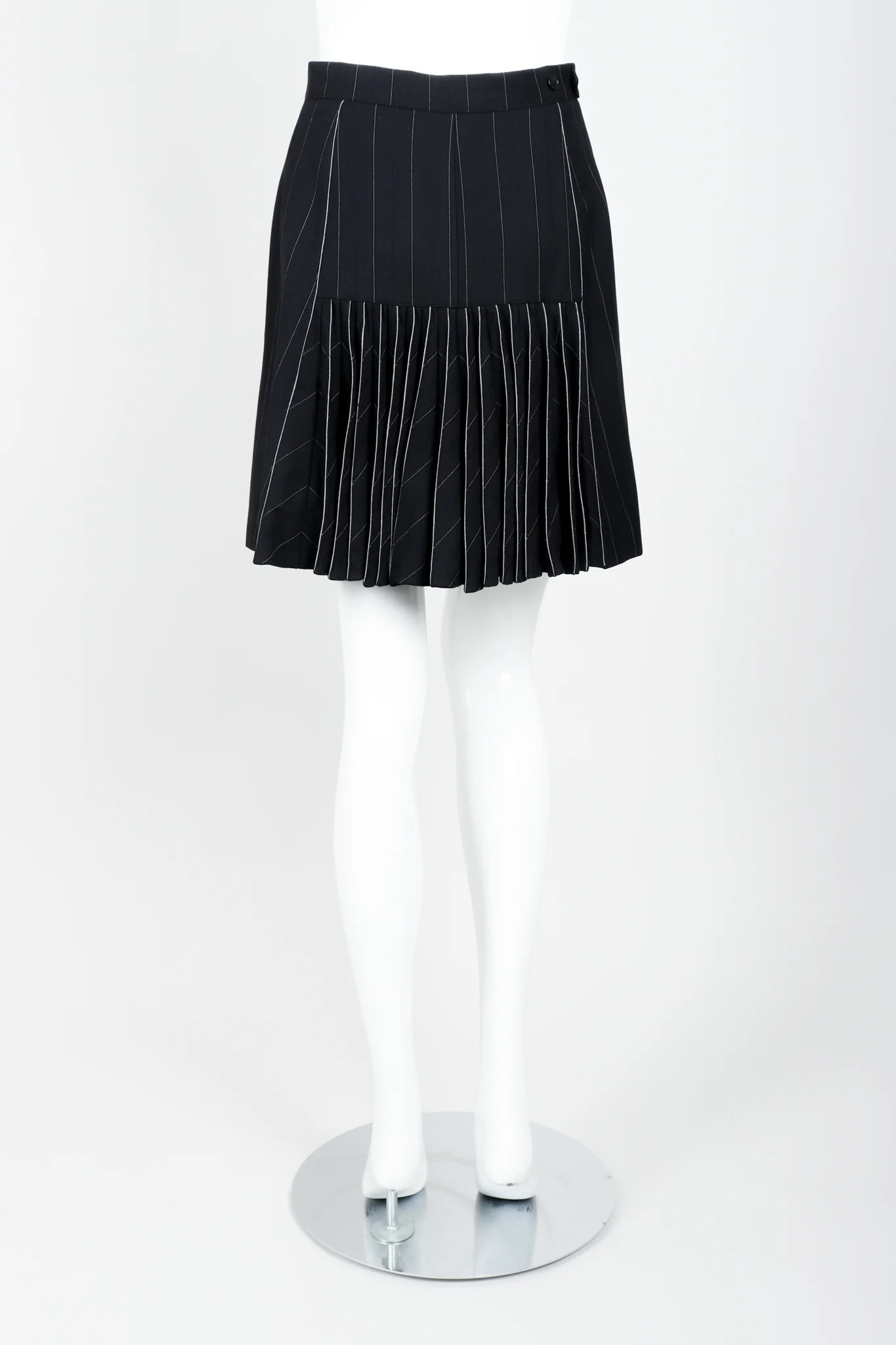 Pinstripe Contour Jacket & Pleated Skirt Set - Image 15