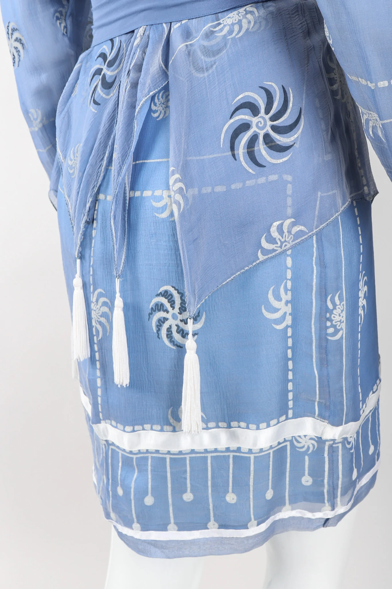 Pinwheel Painted Chiffon Dress - Image 12