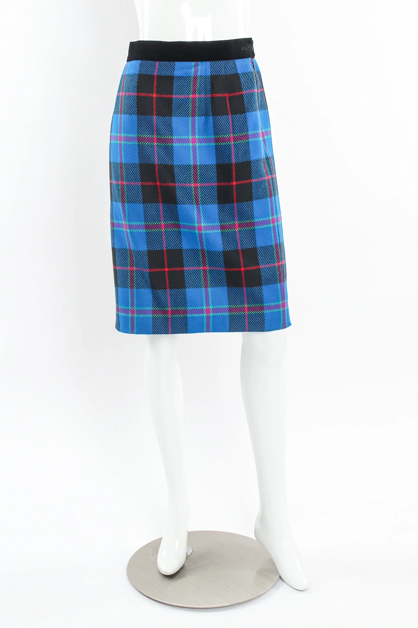 Plaid Jacket & Skirt Set - Image 10