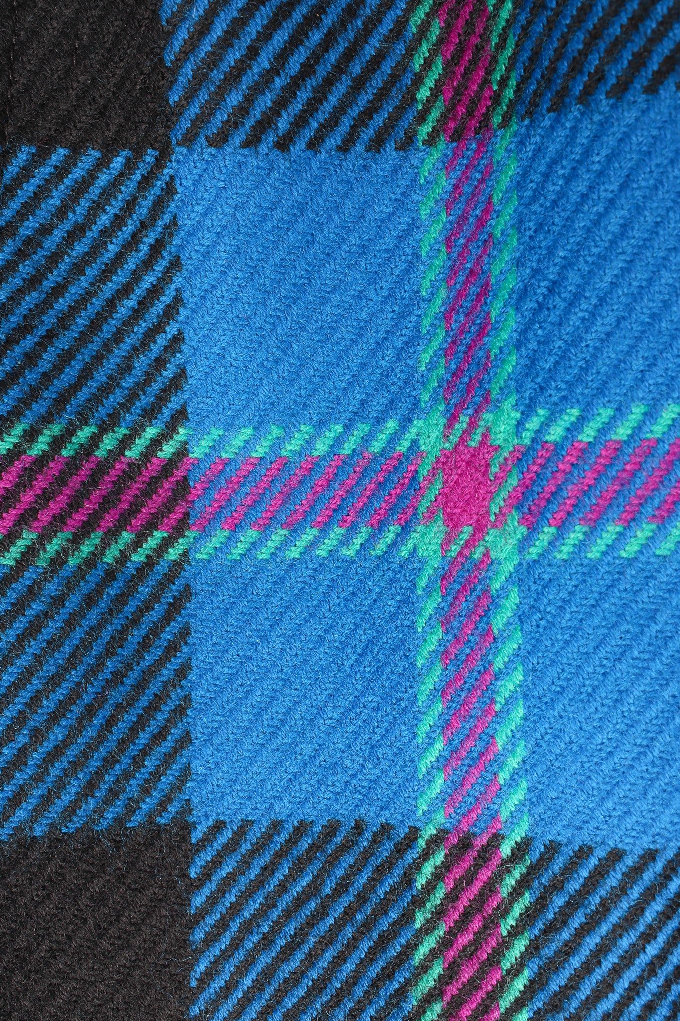 Plaid Jacket & Skirt Set - Image 18