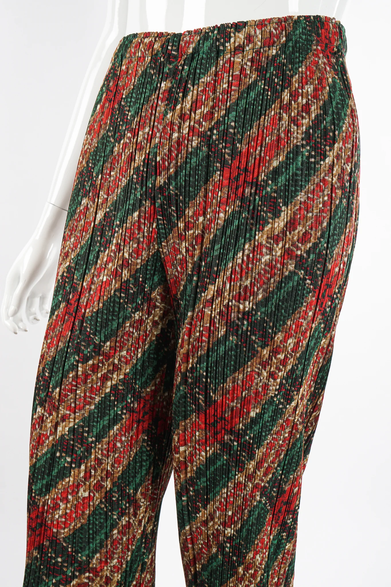 Plaid Stripe Pleated Pant - Image 7