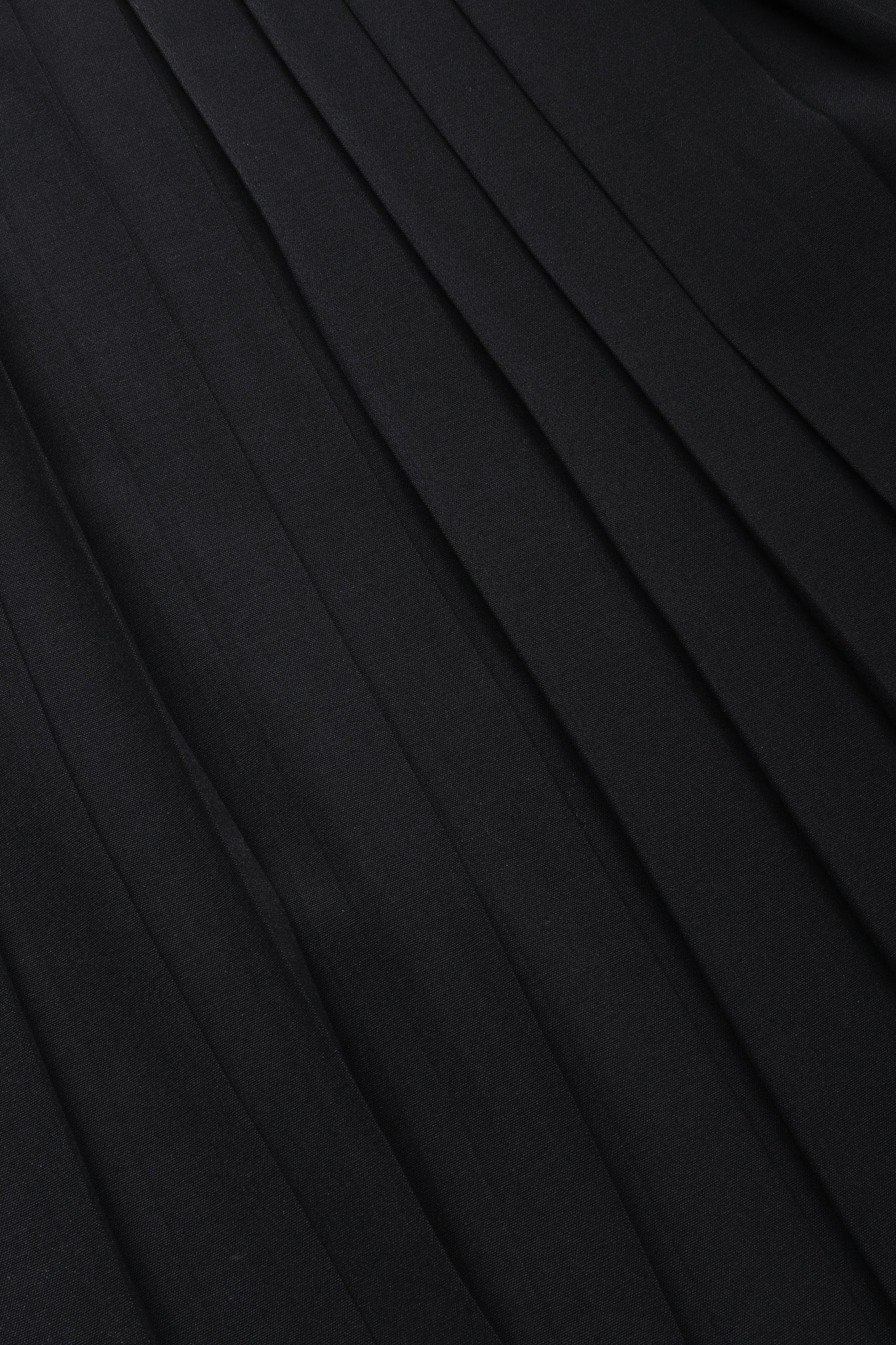 Pleat Back Skirt - Image 10