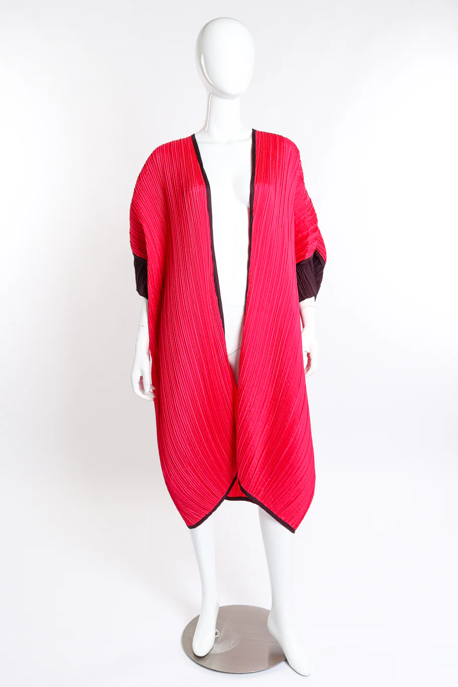 Pleated 3/4 Sleeve Duster
