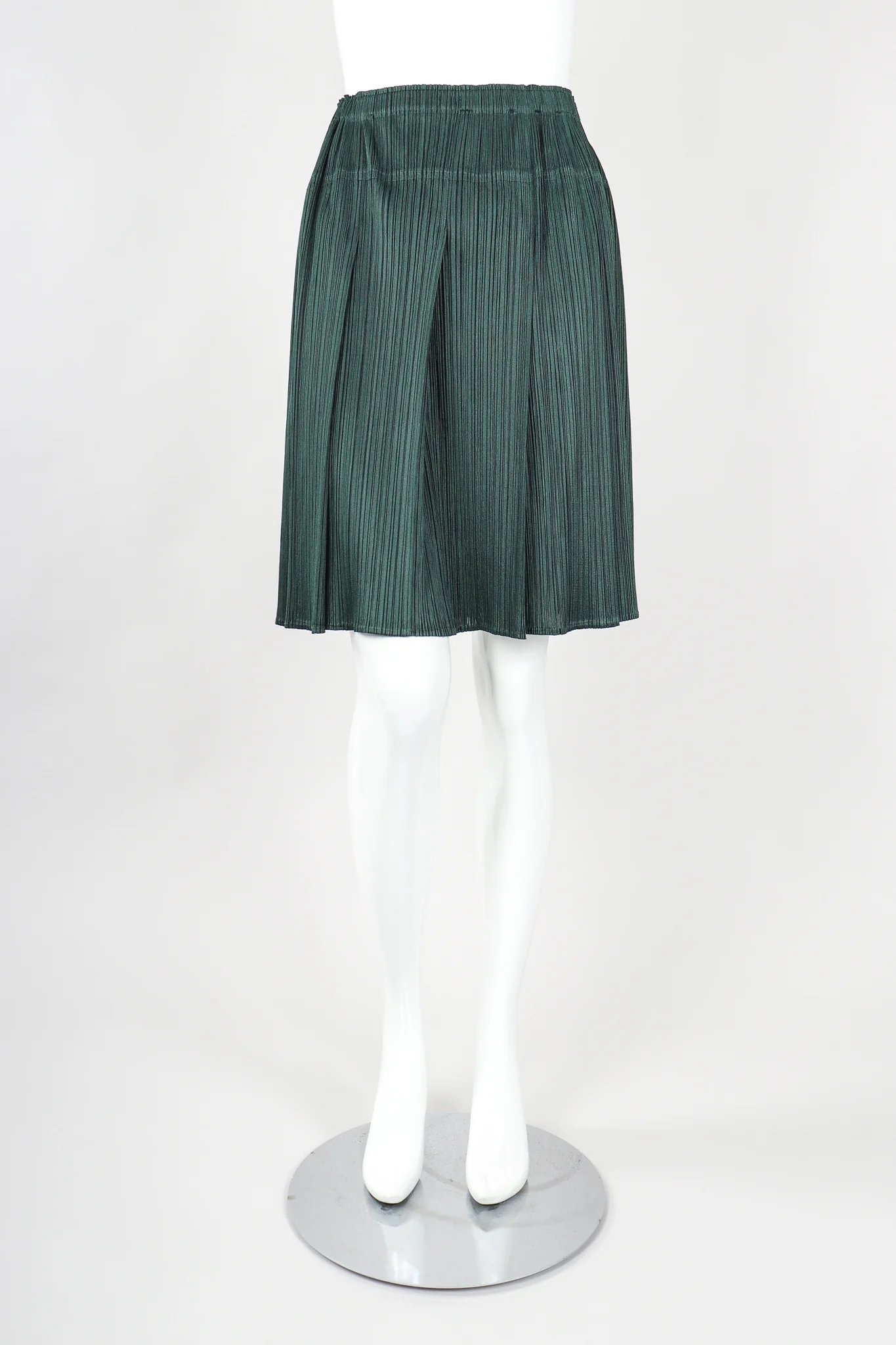 Pleated 3-Piece Skirt Set - Image 8