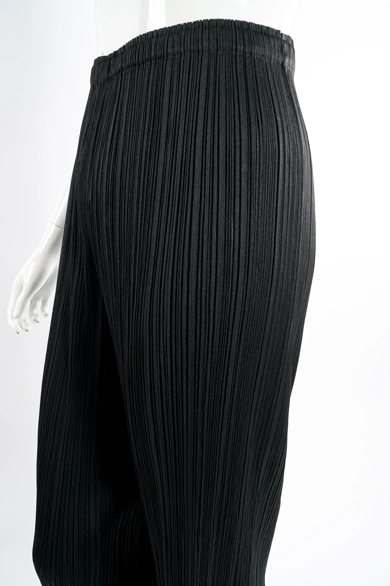 Pleated Ankle Pant