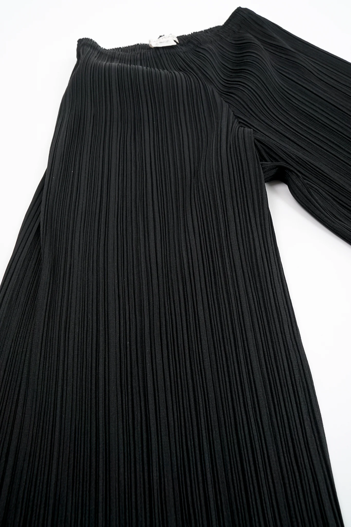Pleated Ankle Pant - Image 10