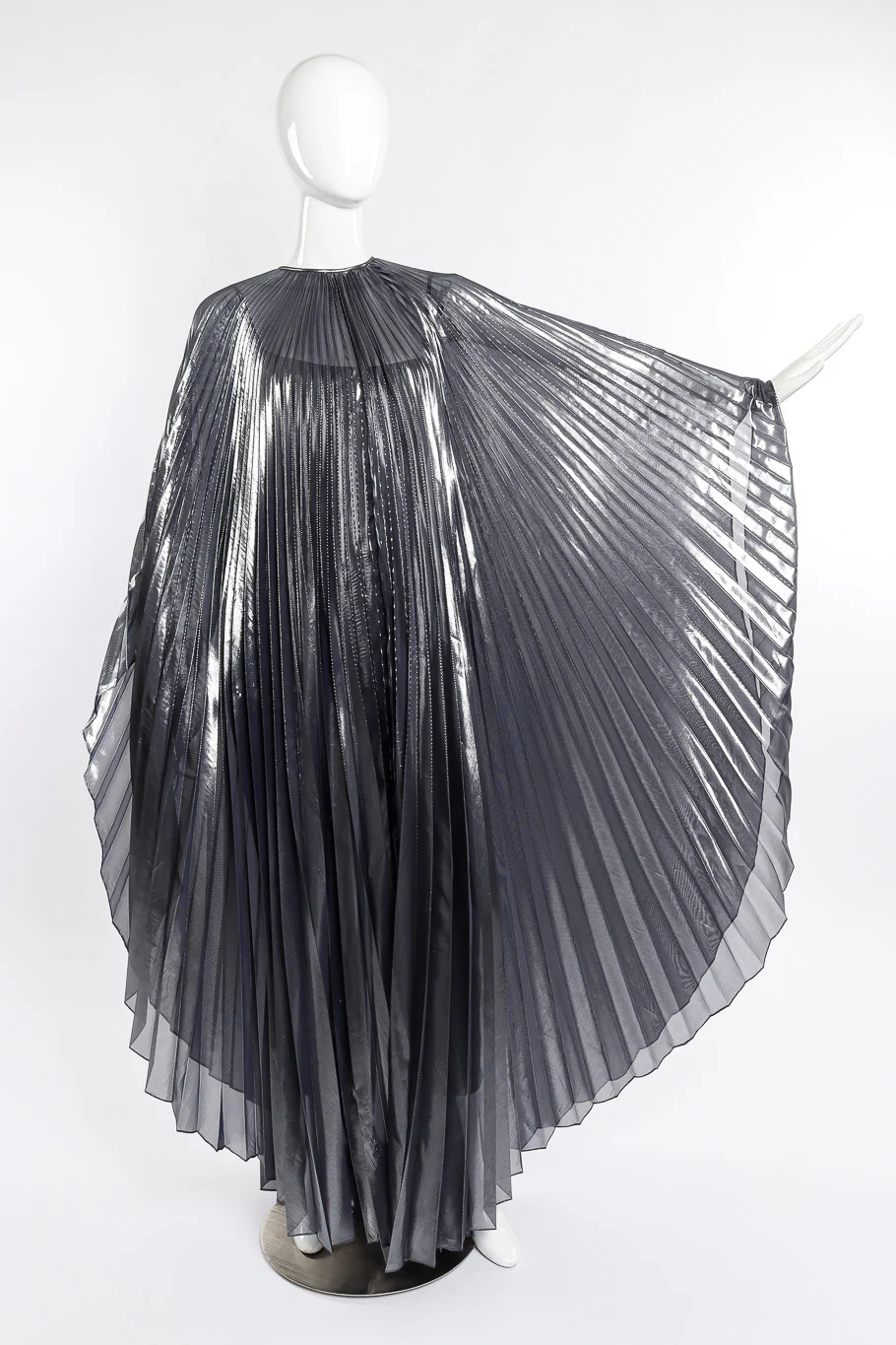 Pleated Caftan & Bodysuit - Image 2