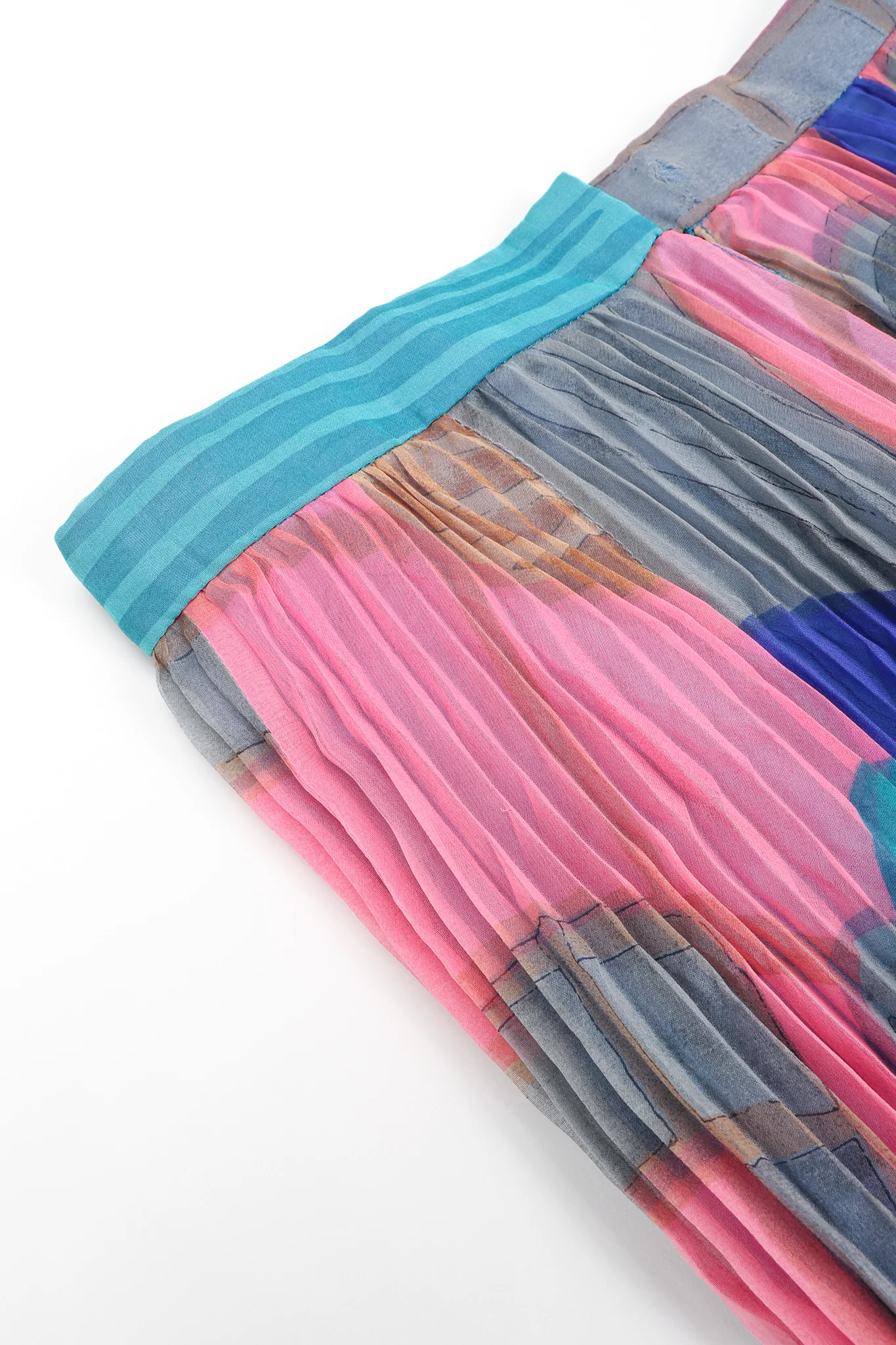 Pleated Chiffon Palazzo Pant - Image 10