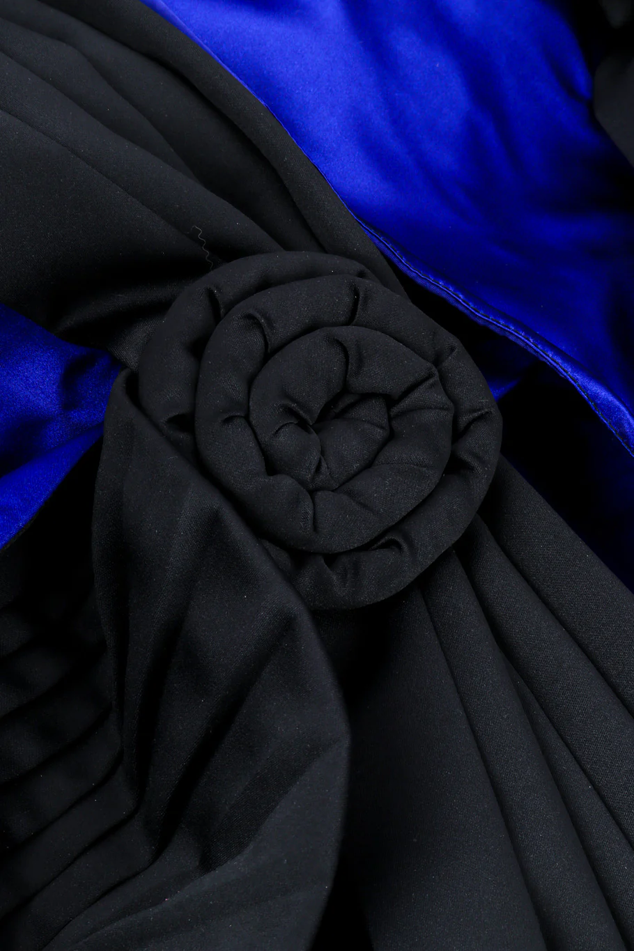 Pleated Cocoon Coat - Image 11
