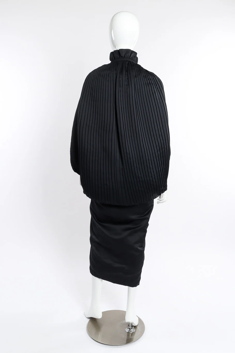 Pleated Cocoon Coat - Image 5