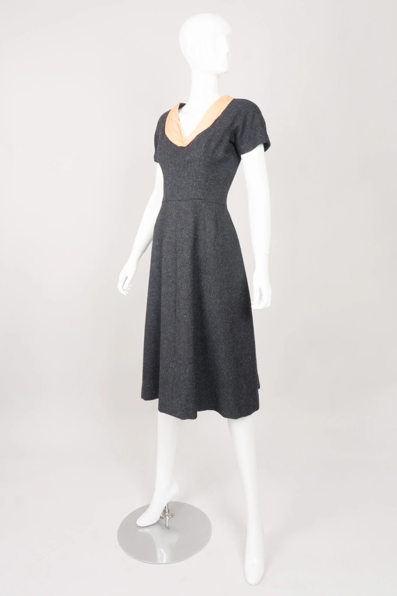 Pleated Crop Jacket & Dress Set - Image 11
