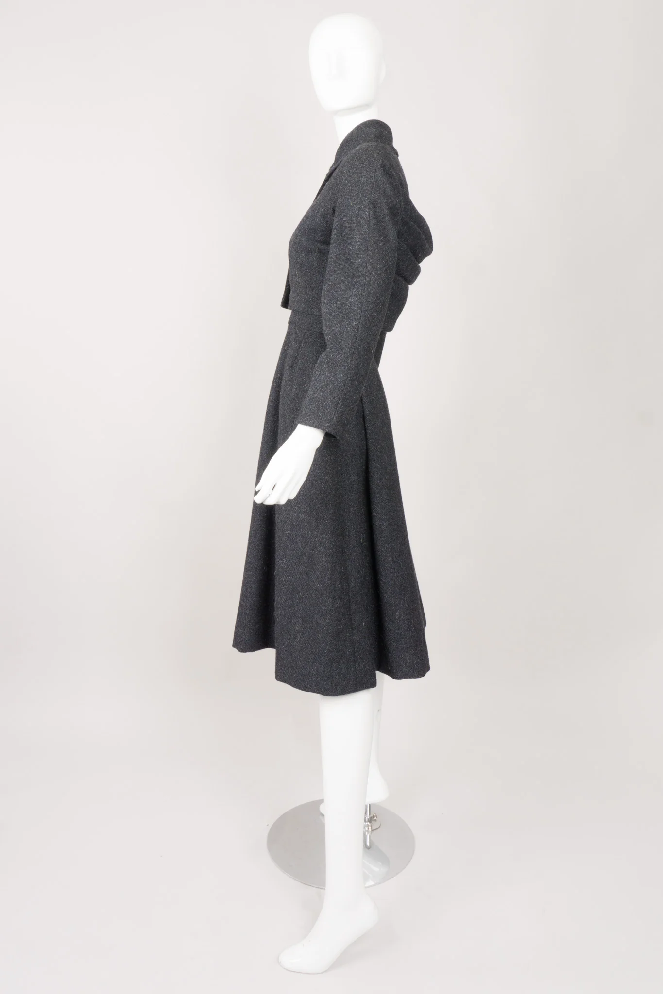 Pleated Crop Jacket & Dress Set - Image 4