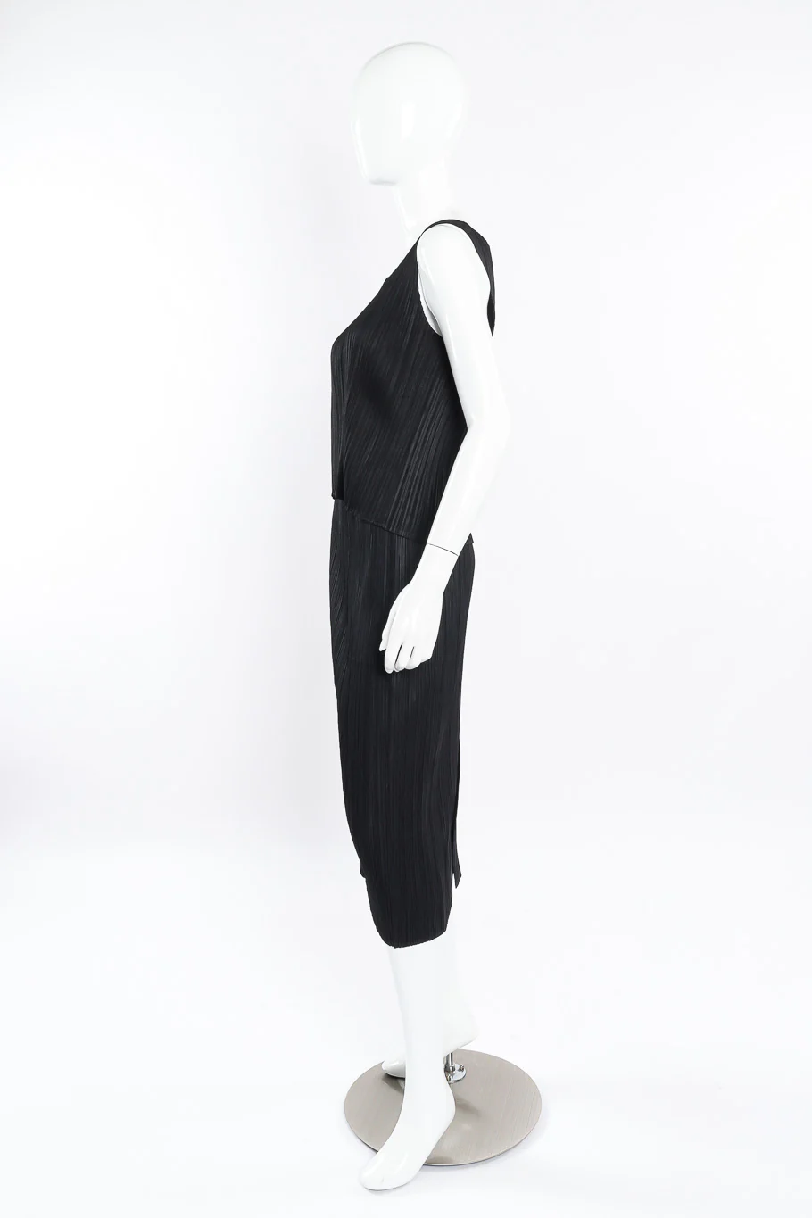 Pleated Jacket, Shell & Skirt Set - Image 5