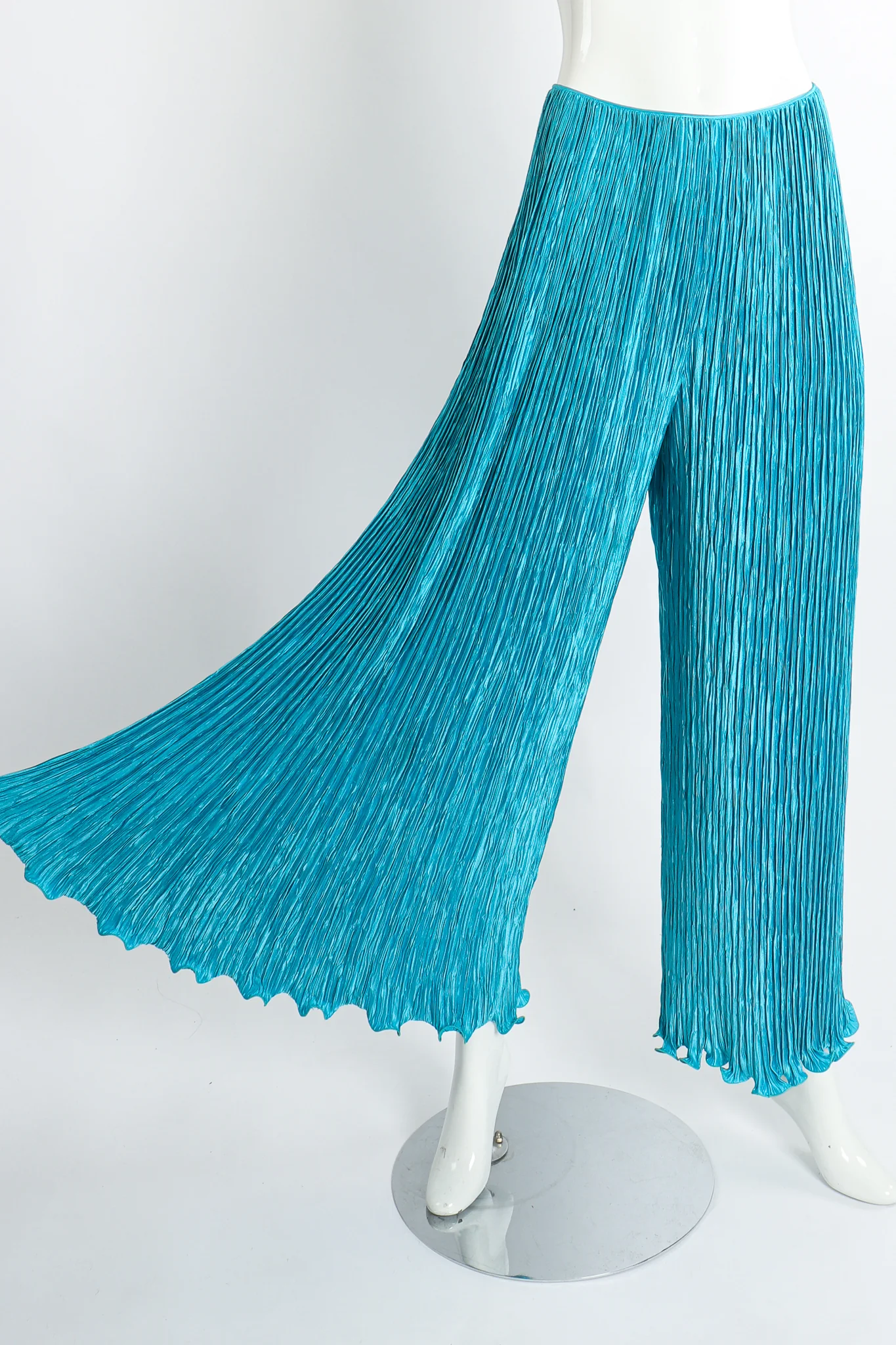 Pleated Palazzo Pant & Sash - Image 4