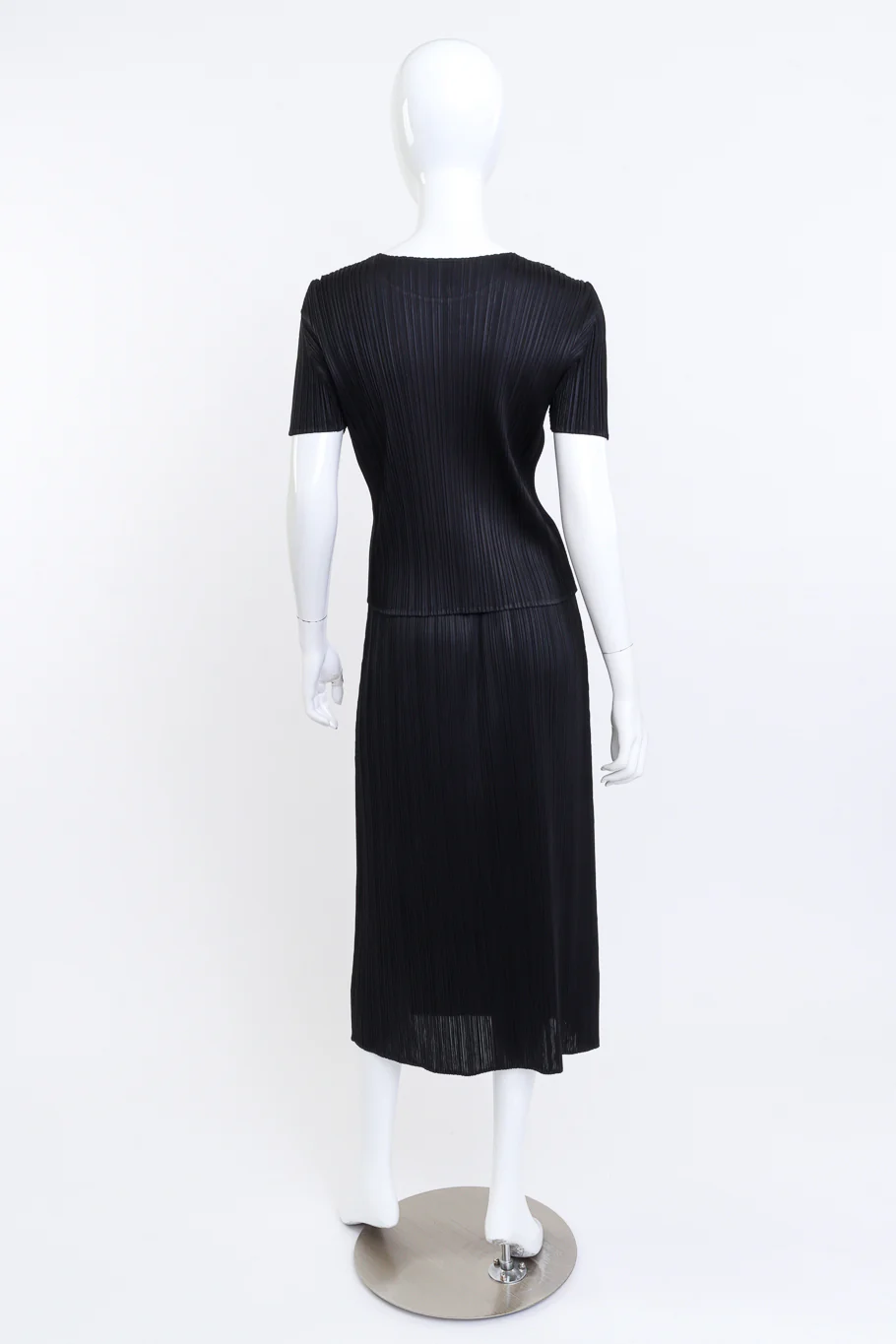 Pleated Short Sleeve Top & Skirt Set - Image 3