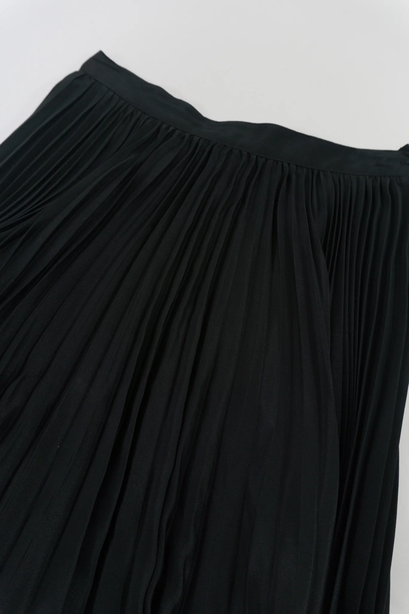 Purple Label Pleated Silk Skirt - Image 10