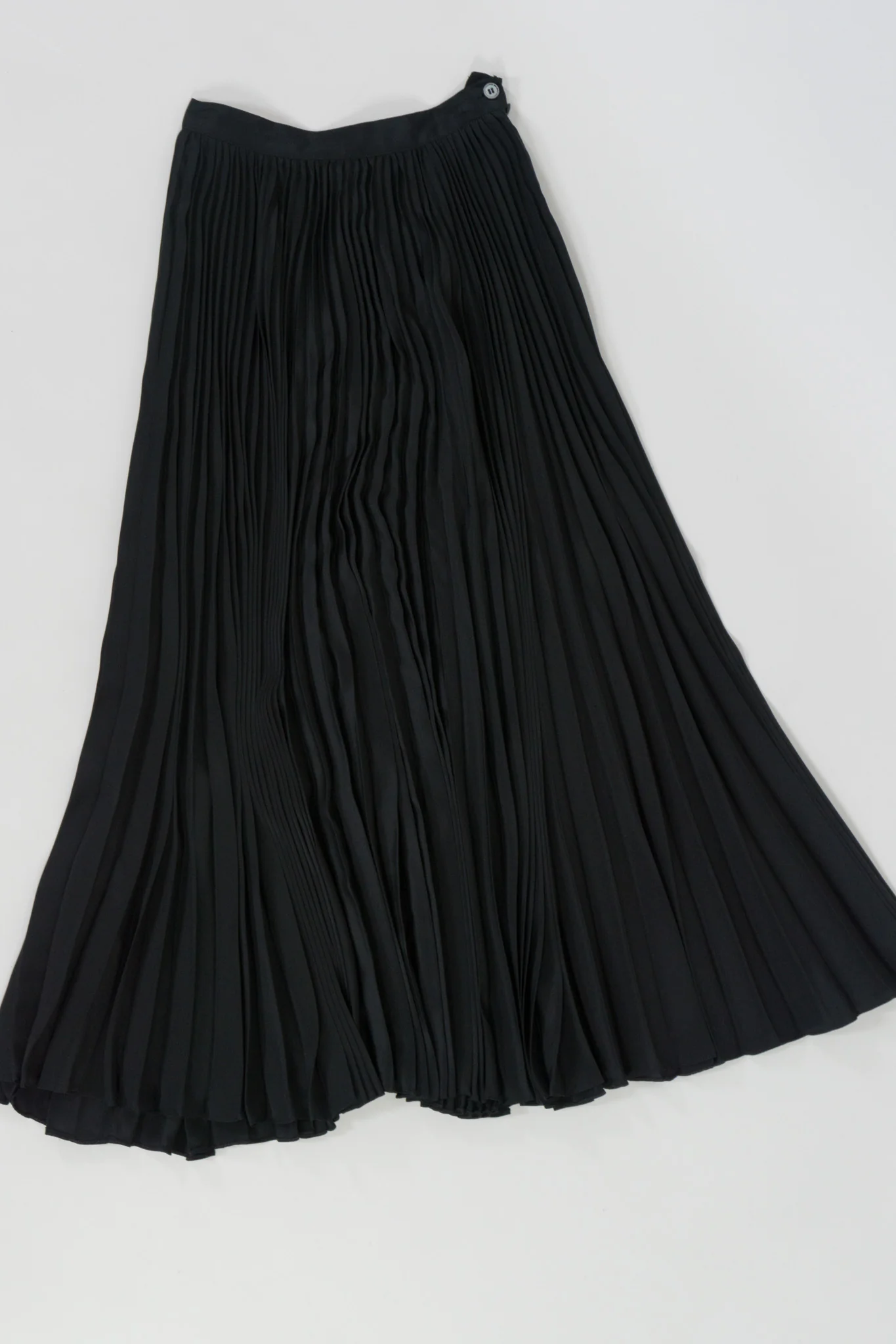 Purple Label Pleated Silk Skirt - Image 9
