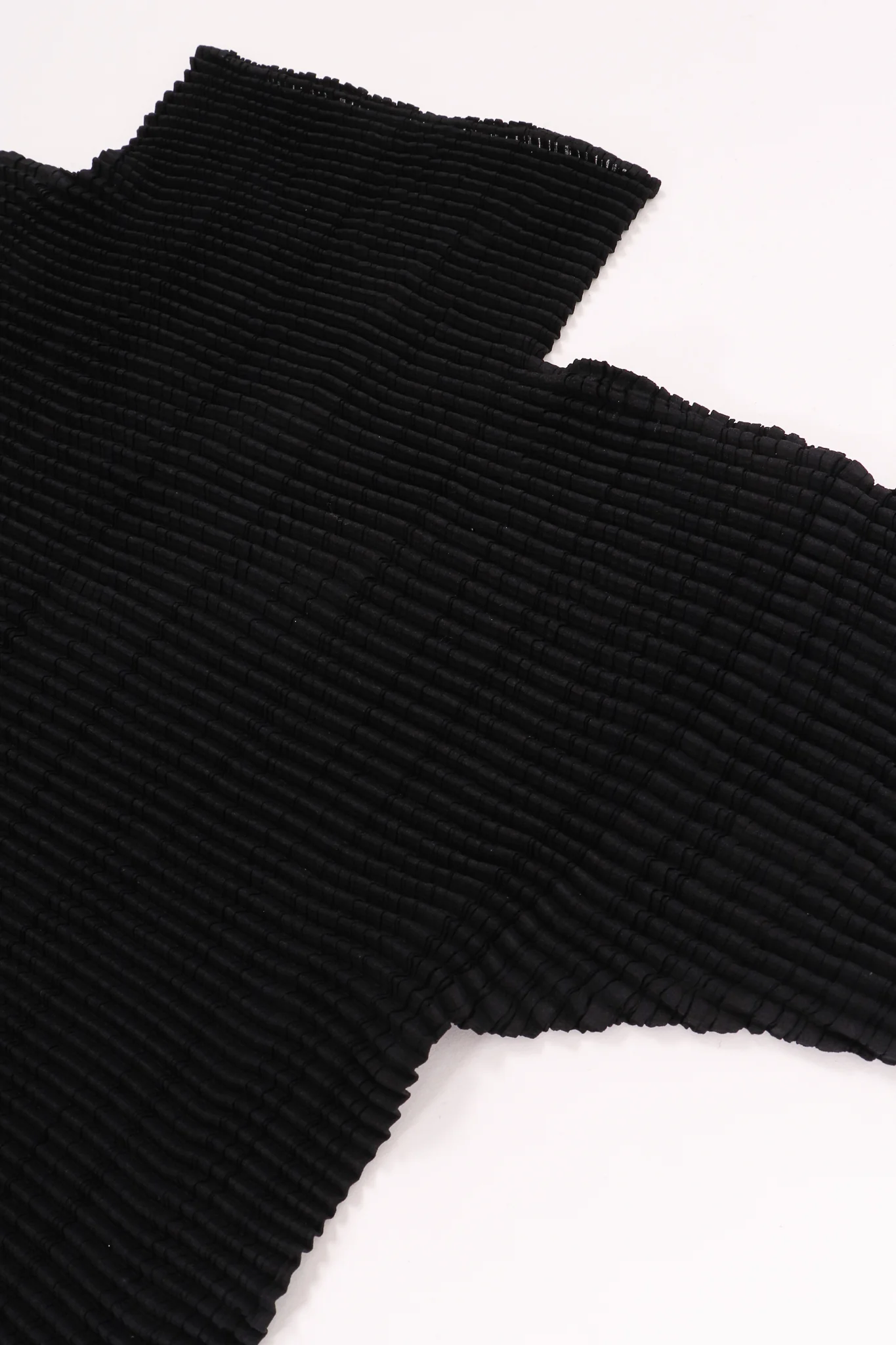 Crinkle Pleated Turtleneck Top - Image 5