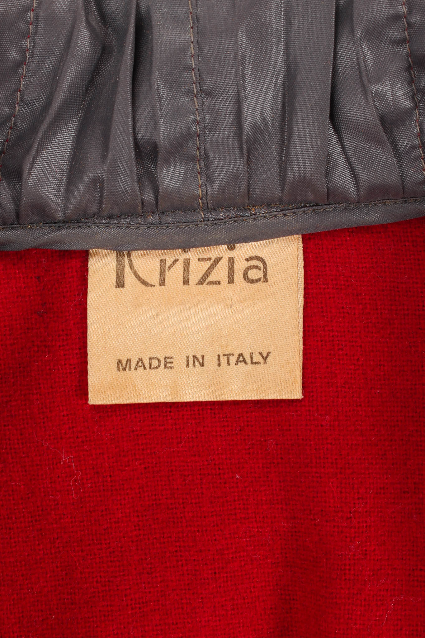 Plissé Pleat Crop Jacket - Image 10