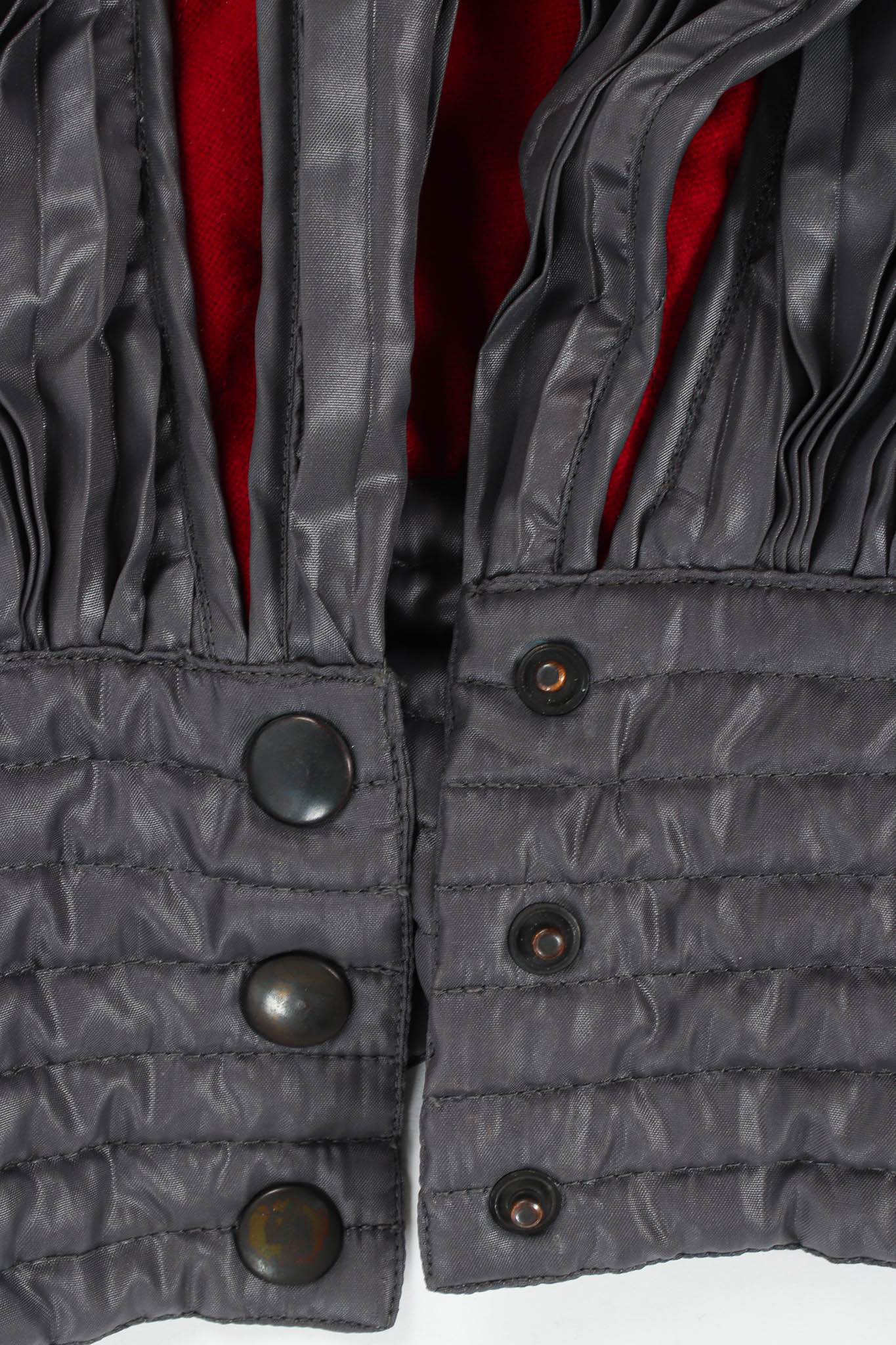 Plissé Pleat Crop Jacket - Image 8