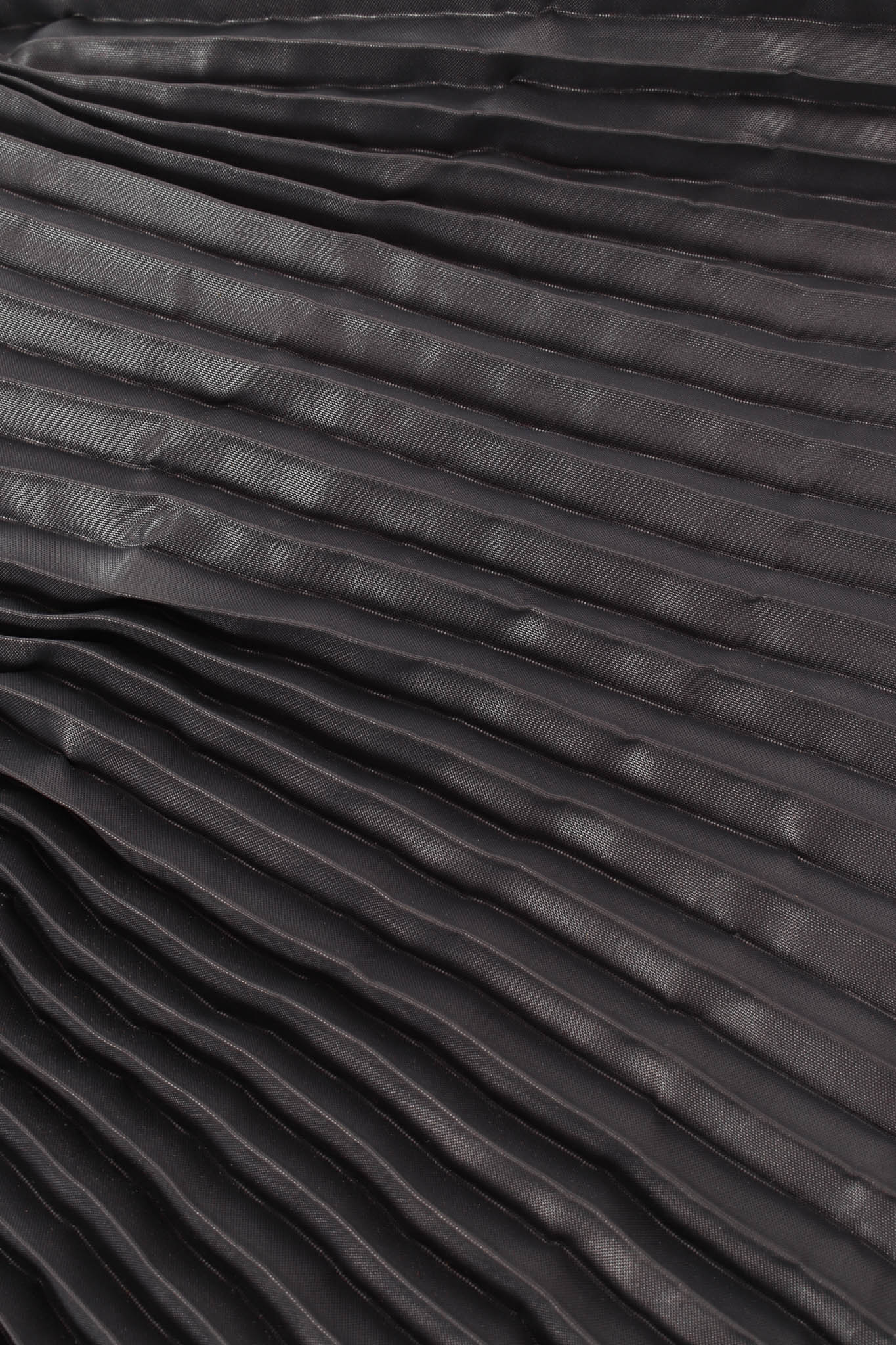 Plissé Pleat Crop Jacket - Image 9