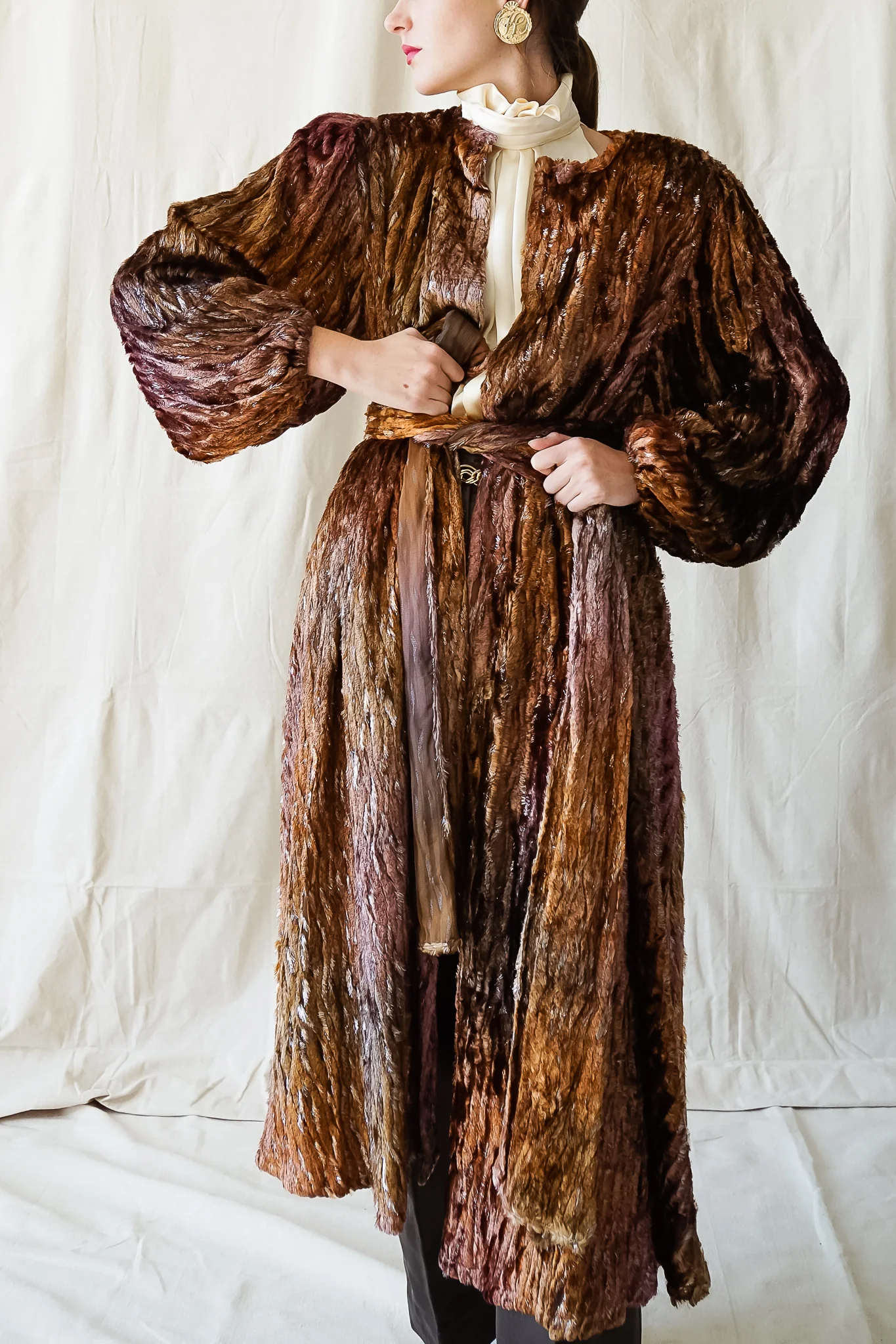 Plush Silk Tinsel Cape Coat - Image 4