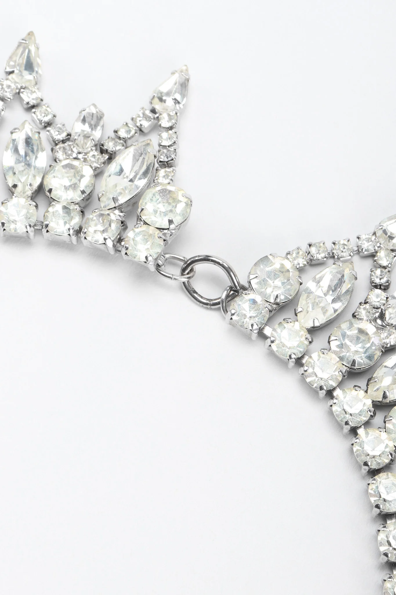 Pointed Crystal Collar - Image 6