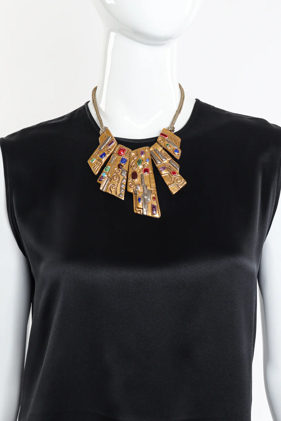 Porcelain Plate Necklace - Image 2