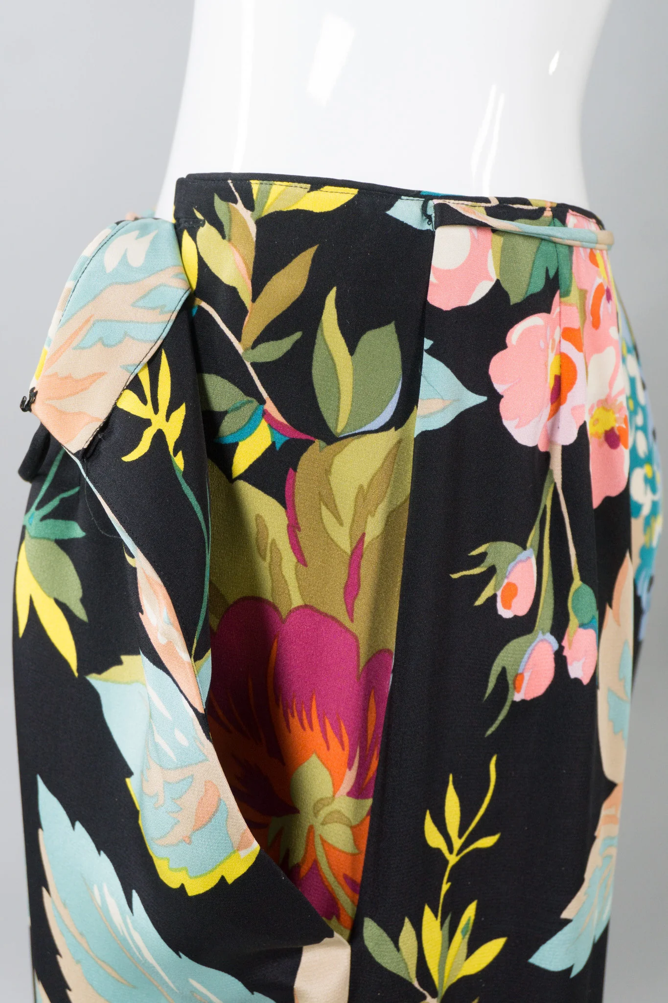 Portfolio Silk Floral Wrap Pant - Image 9