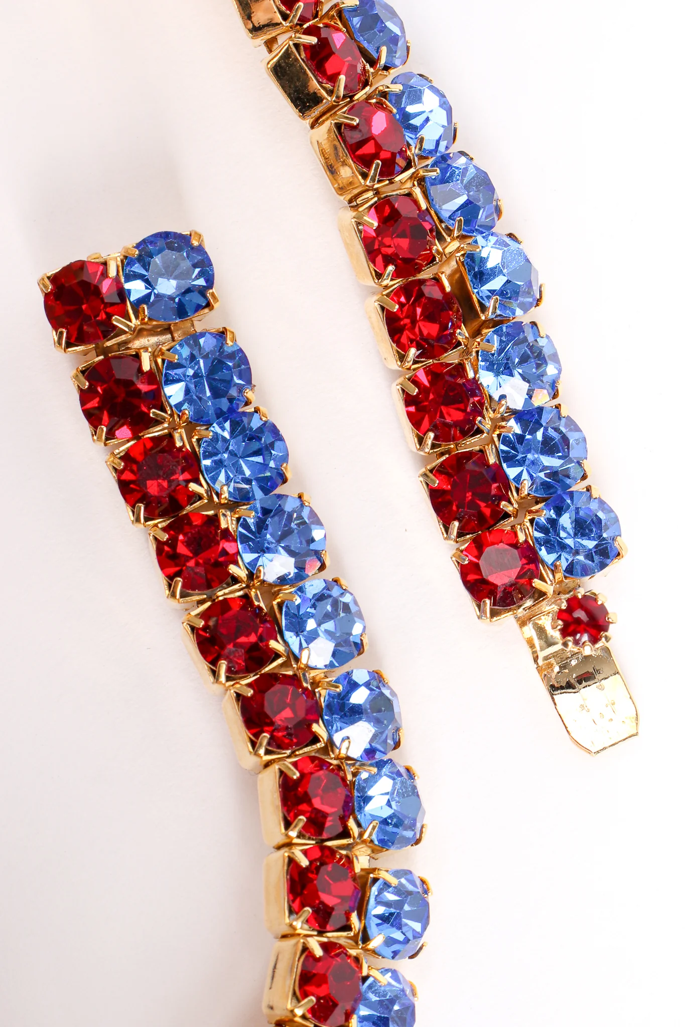 Cool Primary Crystal Pointed Collar - Image 6