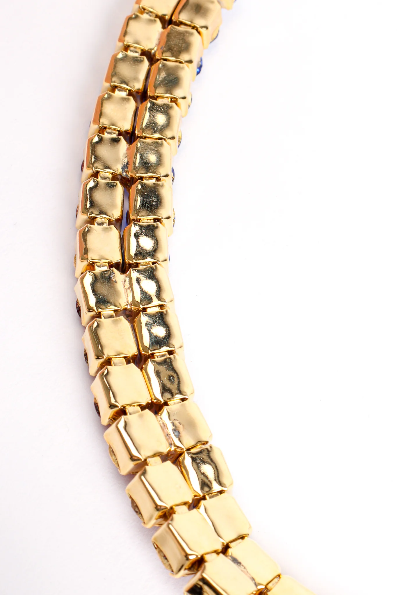 Cool Primary Crystal Pointed Collar - Image 8